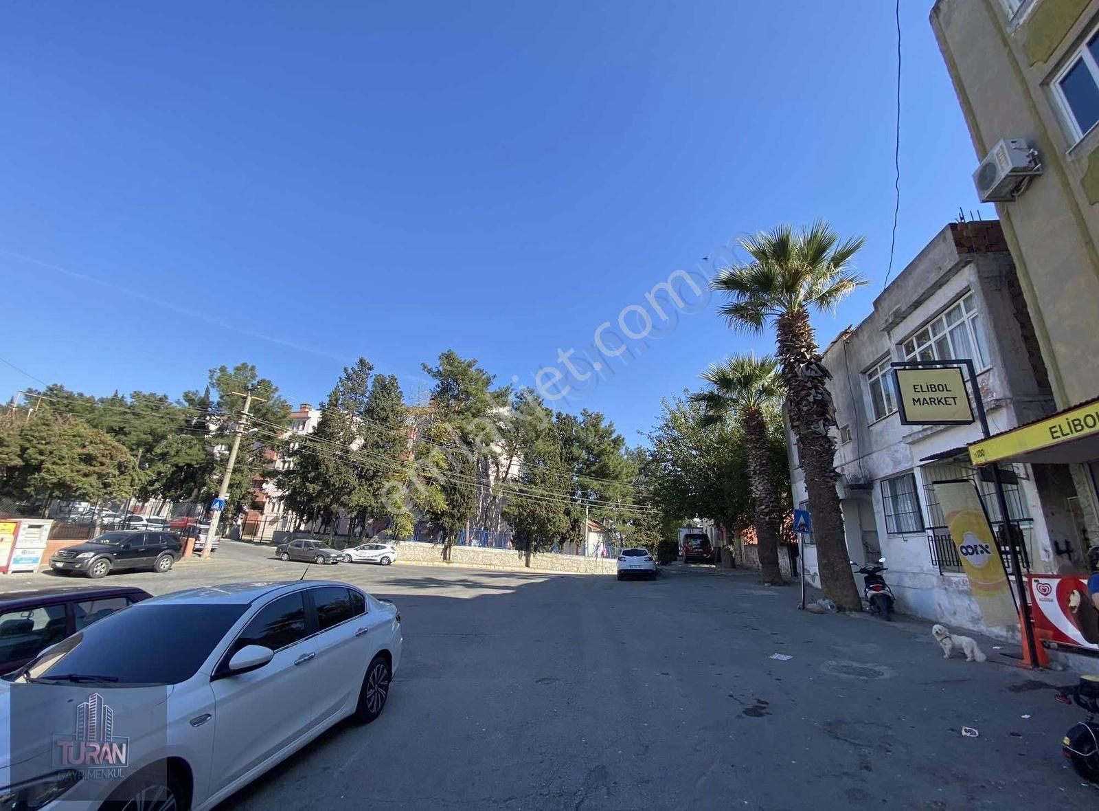Menemen Kazımpaşada Merkeze Yürüme Mesafesinde 3+1 Daire