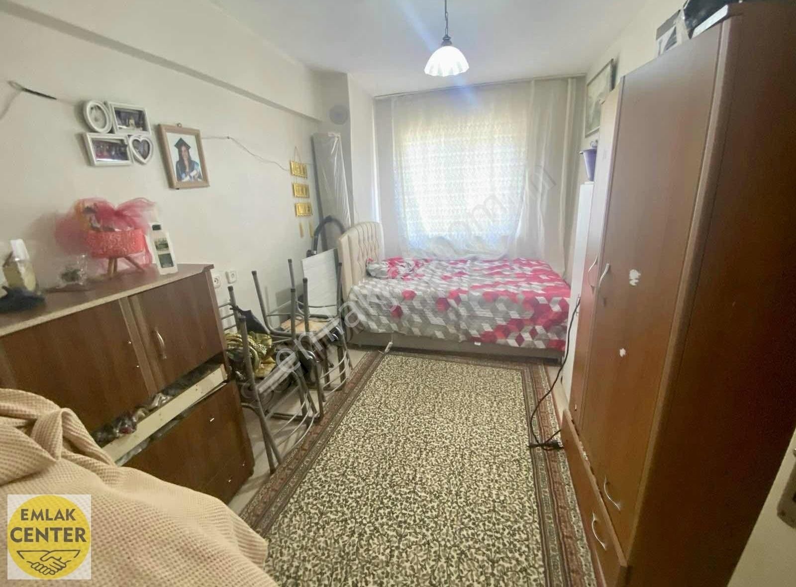 Alaybey Cumartesi Pazarı Civarında Satılık 2+1