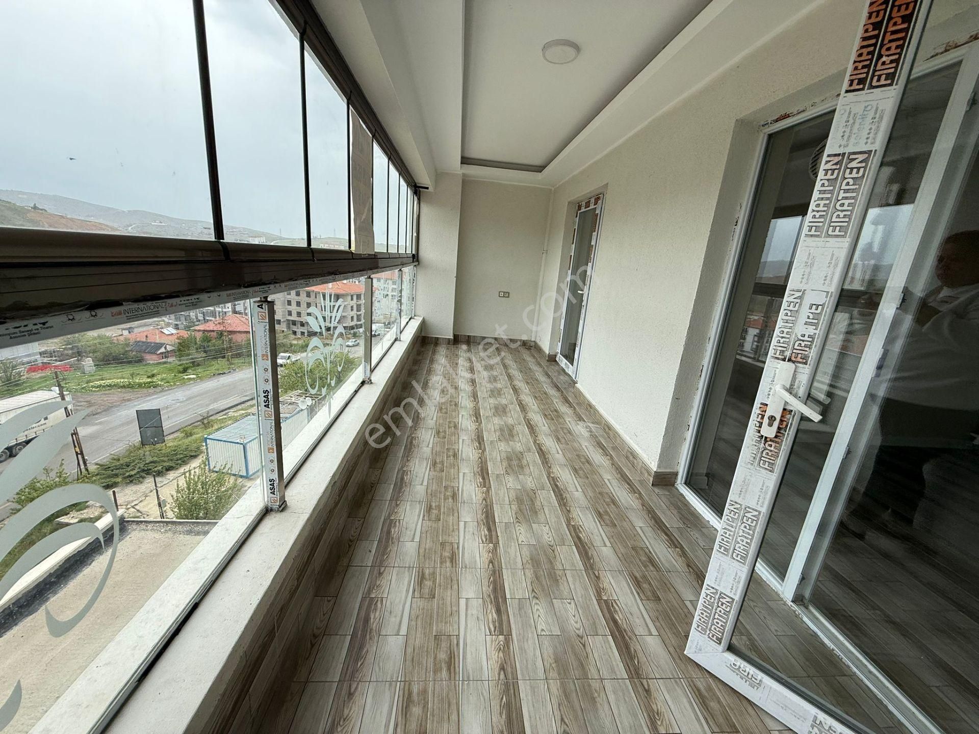 Keçiörende 3+1 Site İçinde Türk Hamamlı Cam Balkonlu Full Yapılı Daire - Görsel 18