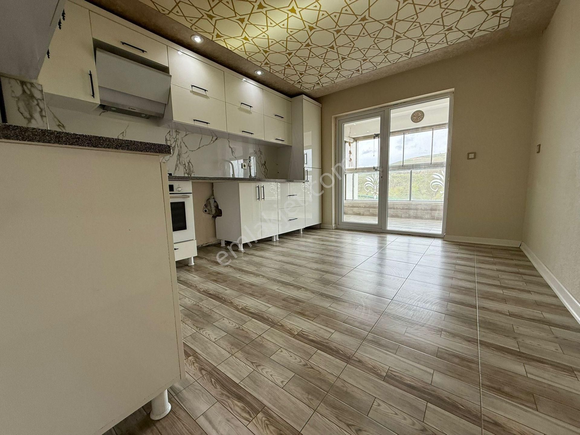 Keçiörende 3+1 Site İçinde Türk Hamamlı Cam Balkonlu Full Yapılı Daire - Görsel 32