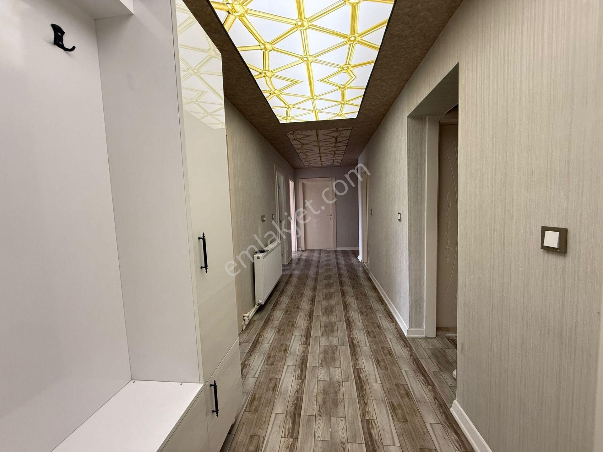 Keçiörende 3+1 Site İçinde Türk Hamamlı Cam Balkonlu Full Yapılı Daire - Görsel 17