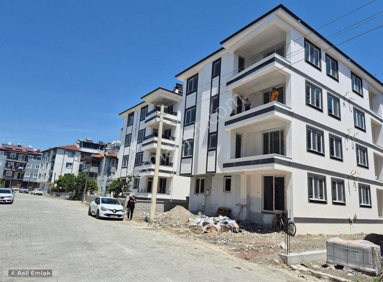 Asil Emlaktan Dalaman Karaçalı Mah.de Satılık Asansörlü 2+1daire