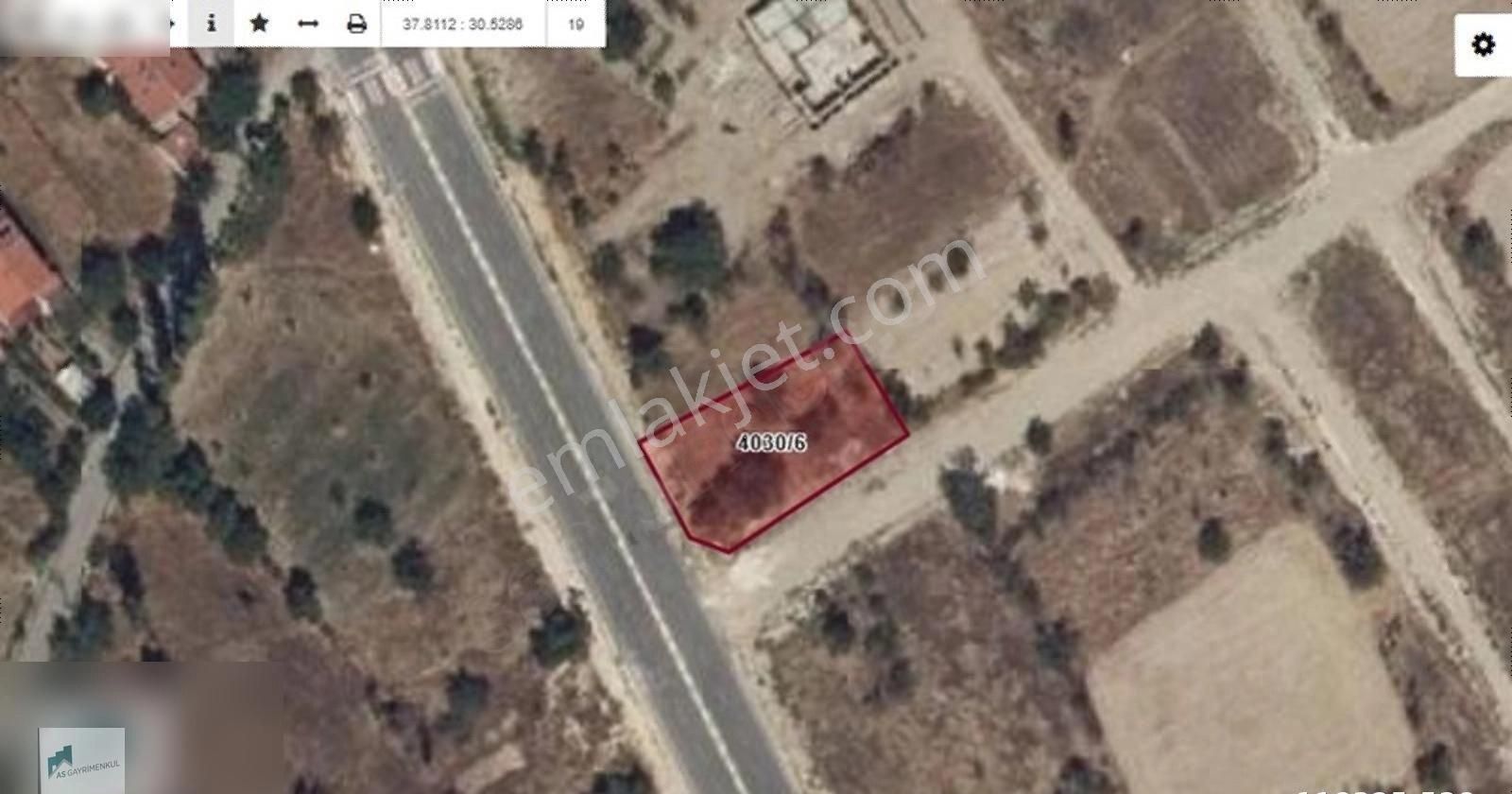 Yeni Bulvar Üzerinde Köşe Parsel 300 M.kare İki Kat İmarlı Arsa