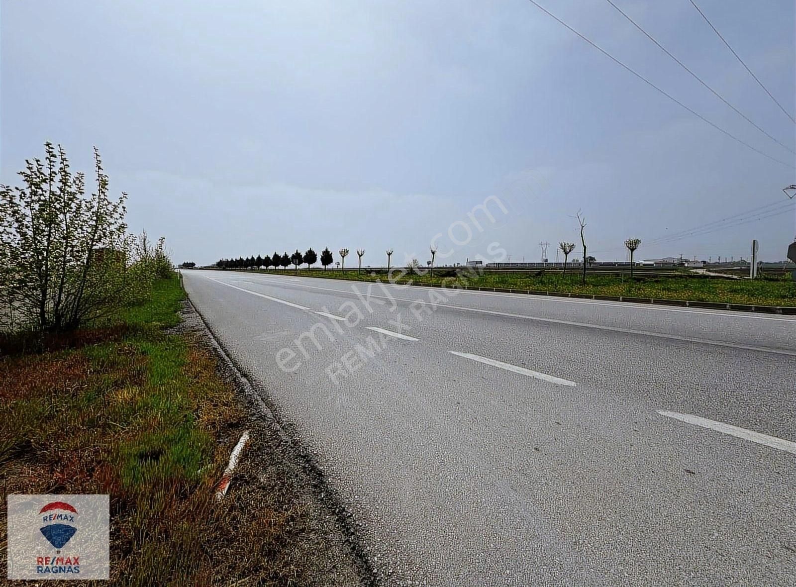 Acil! Fırsat Fiyat! Bursa Yolu Cepheli 16918m2 Satılık Tarla