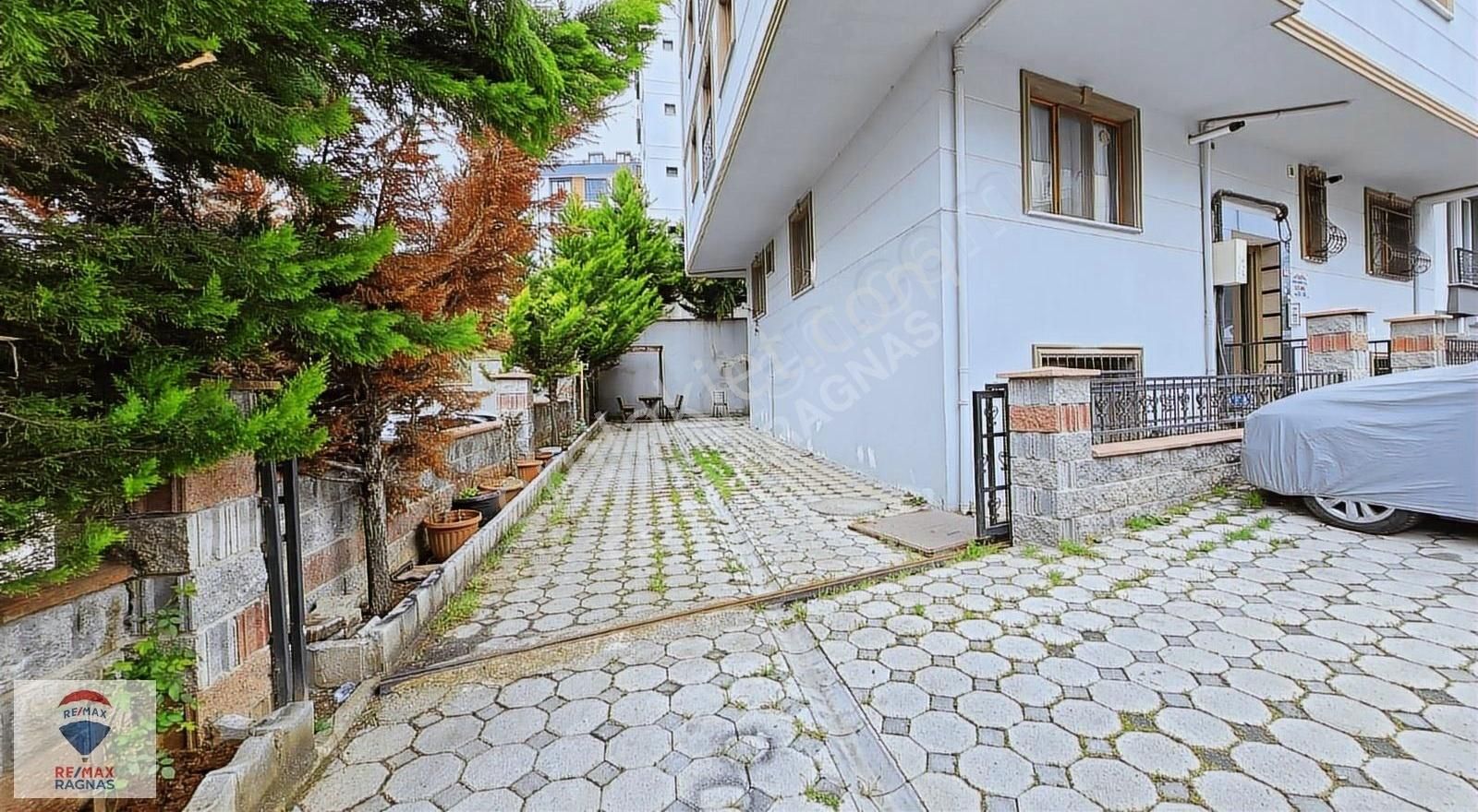 Çekmeköy Çatalmeşe 3+1 Daire Bahçe Dubleks 100m² İskanlı Satılık