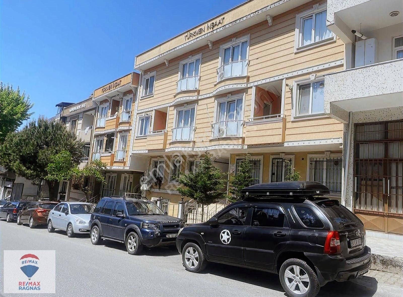 Ataşehir Esatpaşa' Da Satılık 3+1 Dubleks Daire