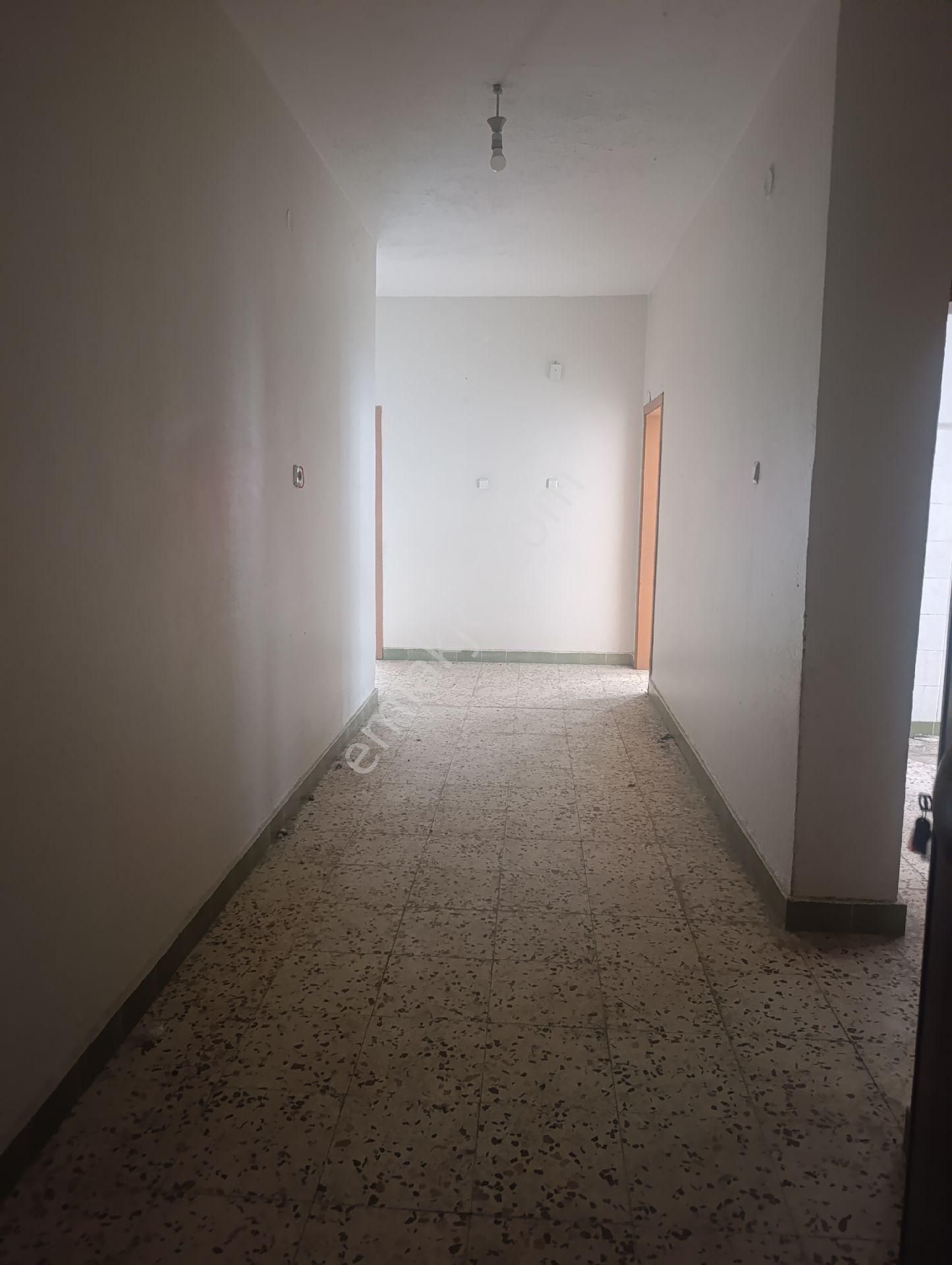 Yılmaz Gayrimenkul'den Çağ Çağ Bulvarı Üzerinde Kiralık Daire