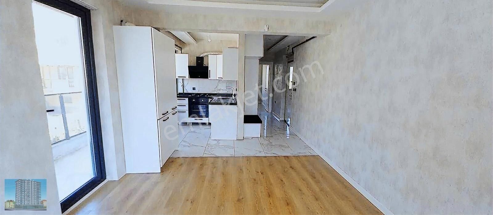 Süper Lüx Geniş Ferah Boş Oturmaya Hazır 1+1 İskanlı
