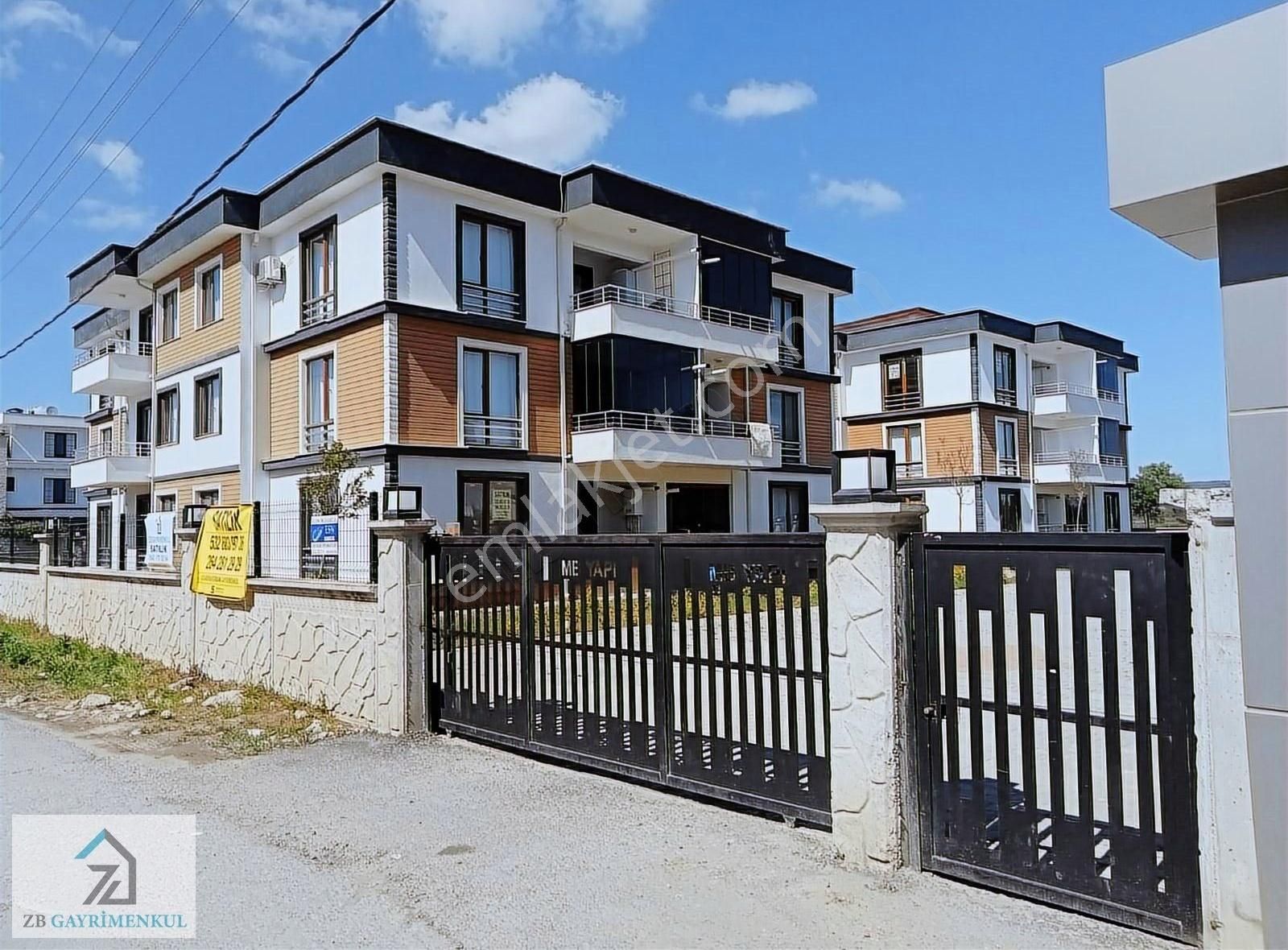 Duble Yol Üzeri Anka Koleji Arkası 3+1 Satılık Daire