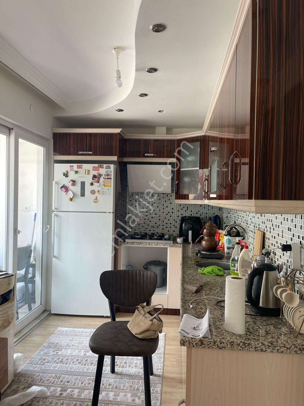 Aydın Nazilli  Yeni Mahallede  2+1  Balkonlu Satılık  Daire