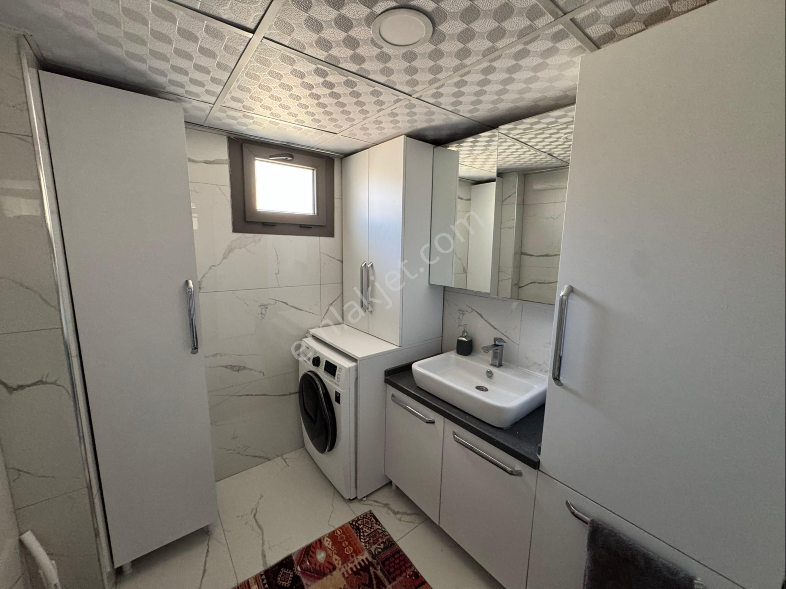 Foçaköy De Satılık 4+1 Havuzlu Müstakil Villa - Görsel 28