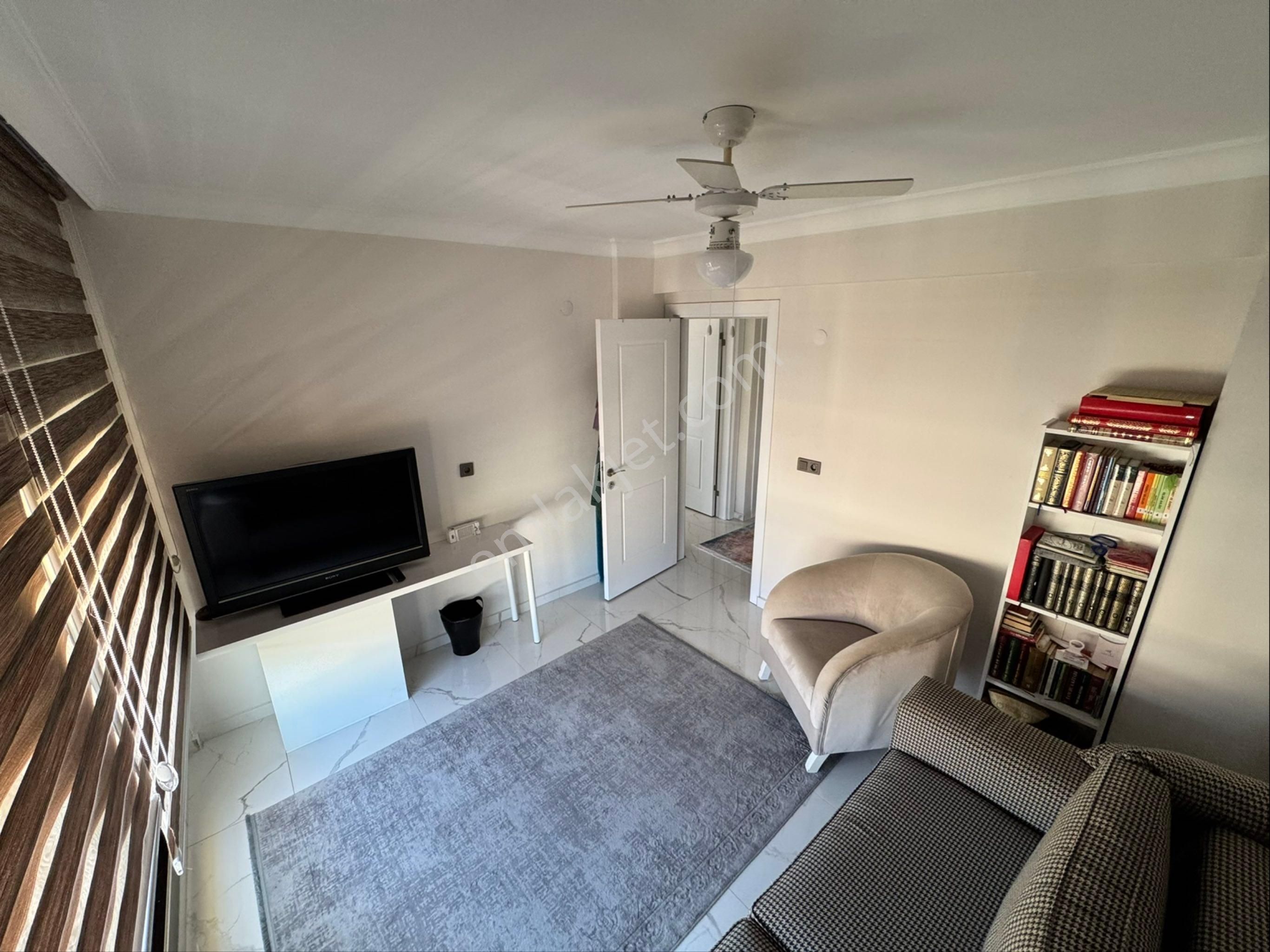 Foçaköy De Satılık 4+1 Havuzlu Müstakil Villa - Görsel 21