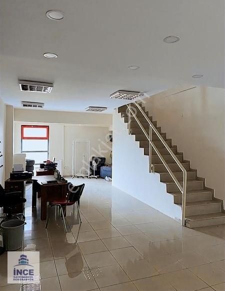 Tekstilkent İnce Gayrimenkulden 156m2 Köşe Kiralık Ofis