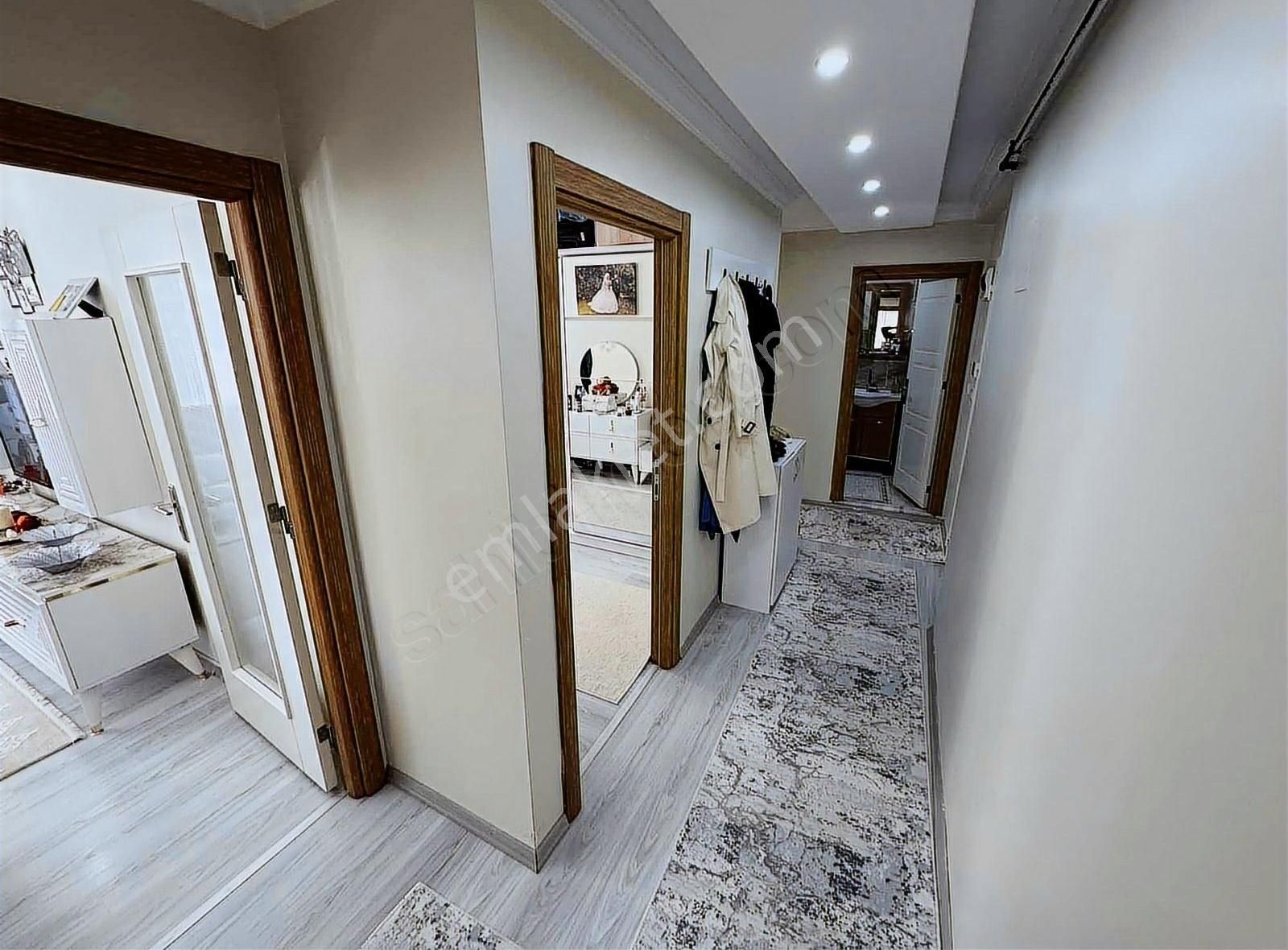 Sultançiftliği Mah Acil Satılık Yüksek Giriş Daire 90 M2