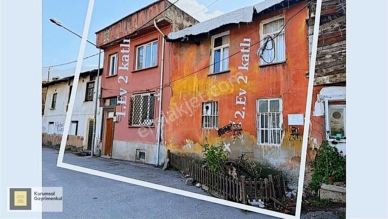 Maksemde Fırsat 2 Adet Müstakil Bahçeli Ev