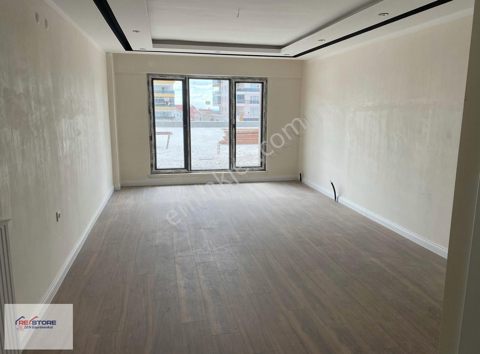 Feridun Çelikte Cadde Üzeri, Site İçi Vade İmkanı İle Lüks Daire