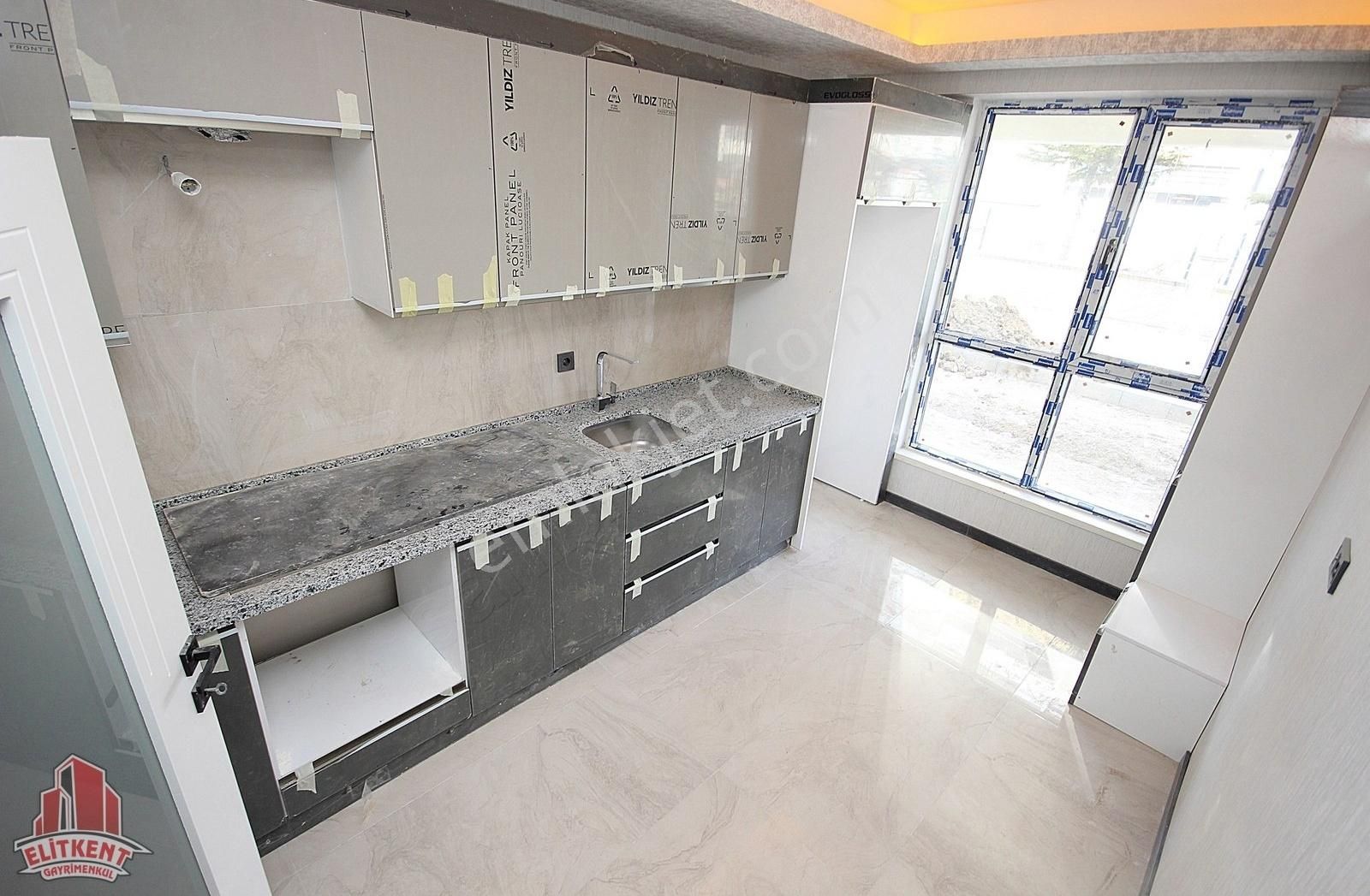 Elitkent'den Yüksek Giriş Ön Cephe Ferah Yapılı 2+1 Menderes Mah