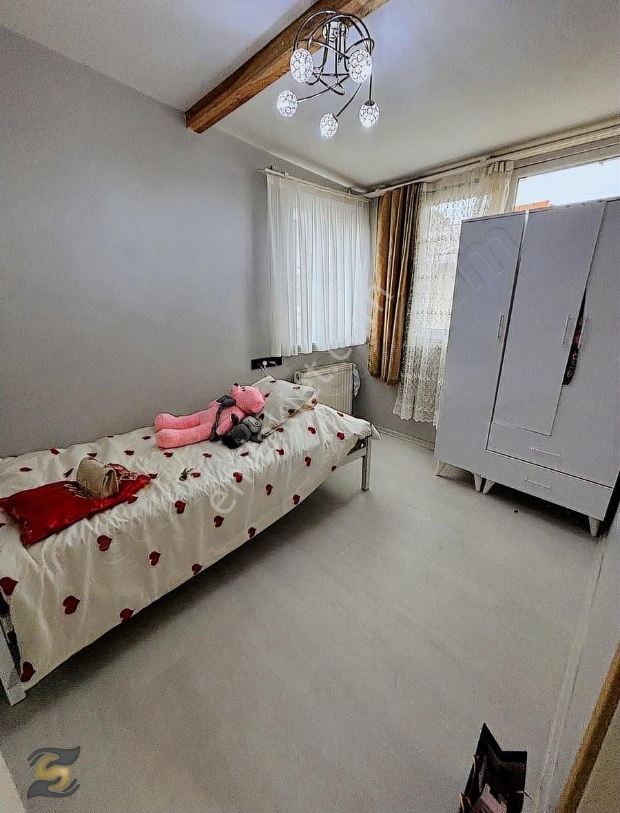 Bayrampaşa Cevatpaşada 3+2 Önü Açık Satılık Dubleks Daire - Görsel 16