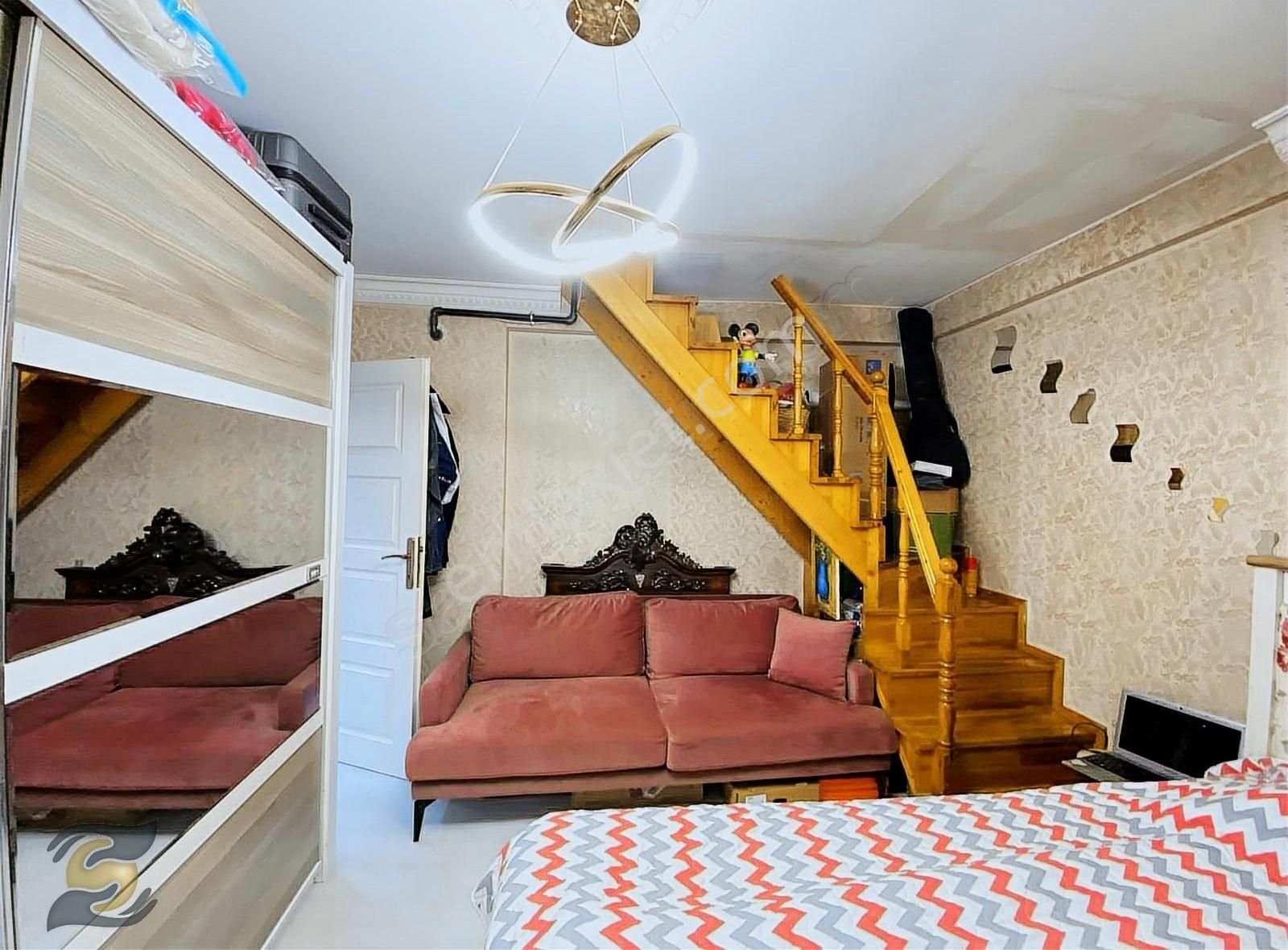Bayrampaşa Cevatpaşada 3+2 Önü Açık Satılık Dubleks Daire - Görsel 7