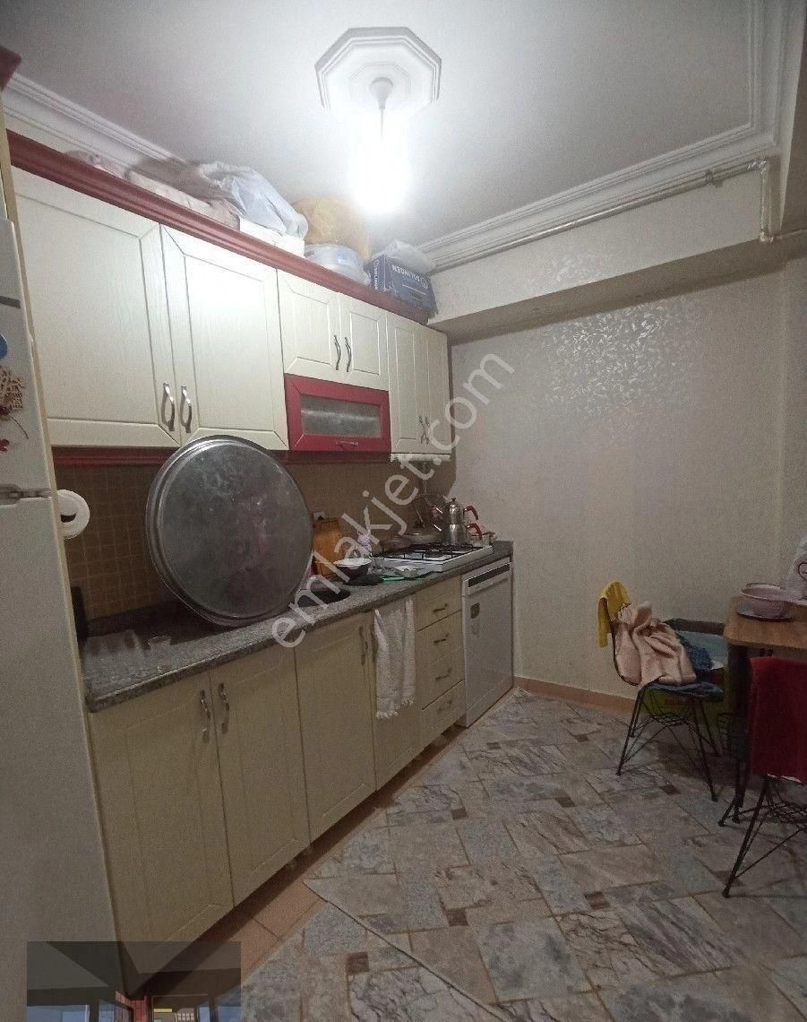 Güzelyurt Metrobüsüne Yakın Acil Satılık 2+1 Daire - Görsel 7