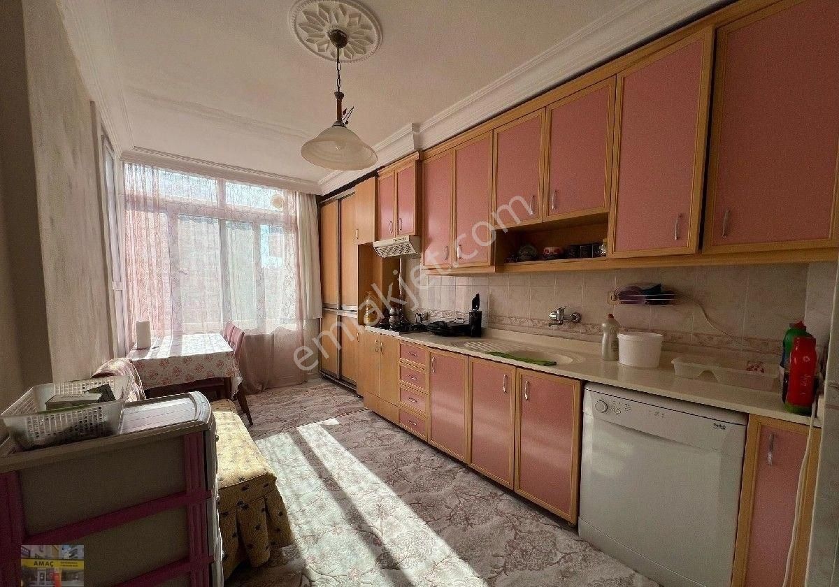 Huzurevlerin'de 3+1 K.mtfk Doğalgazlı Merkezi Lokasyon Satılık Daire