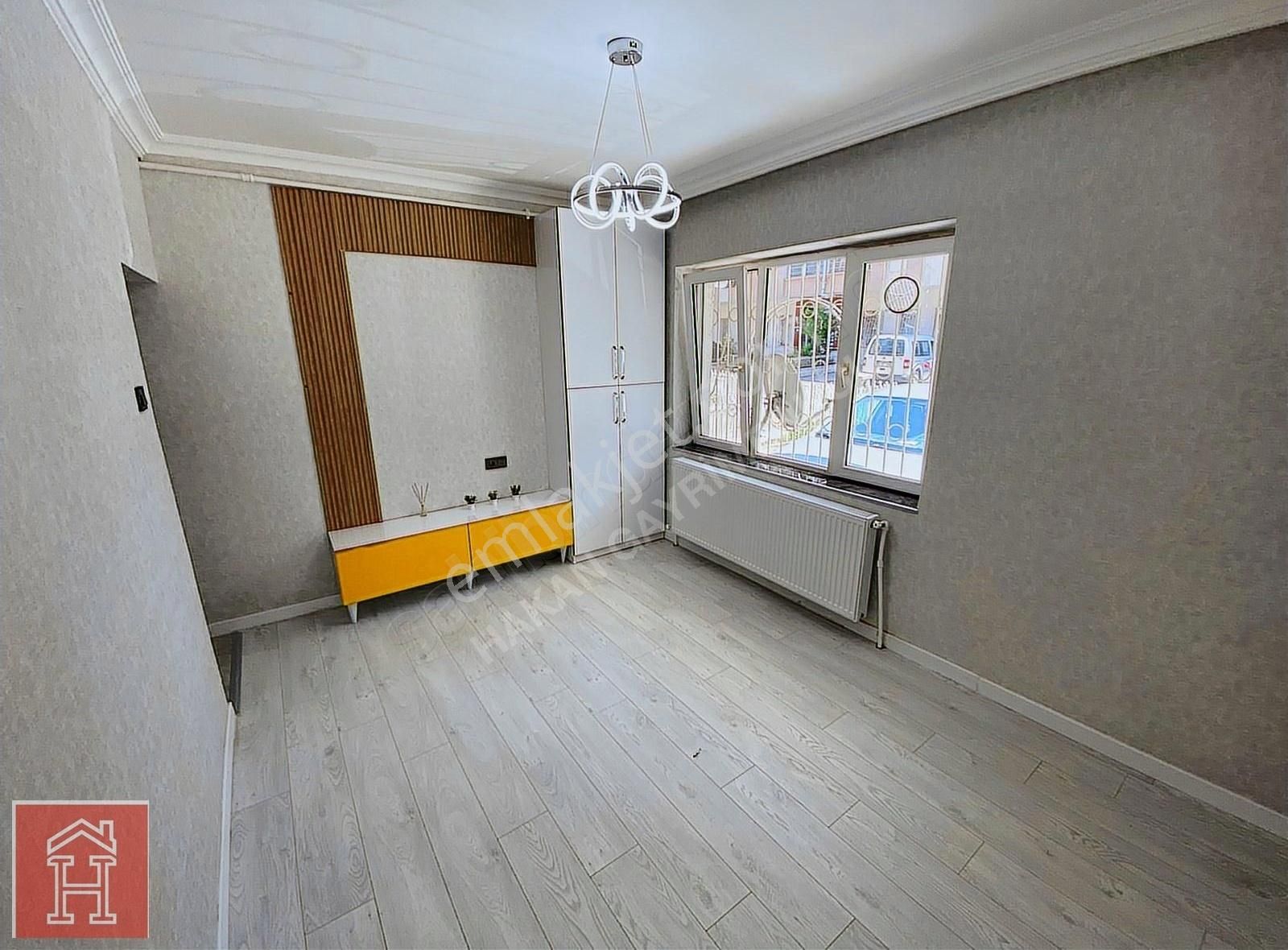 Hakan'dan Aşağıeğlence'de Giresun Cadde Yakını Full Yapılı Daire