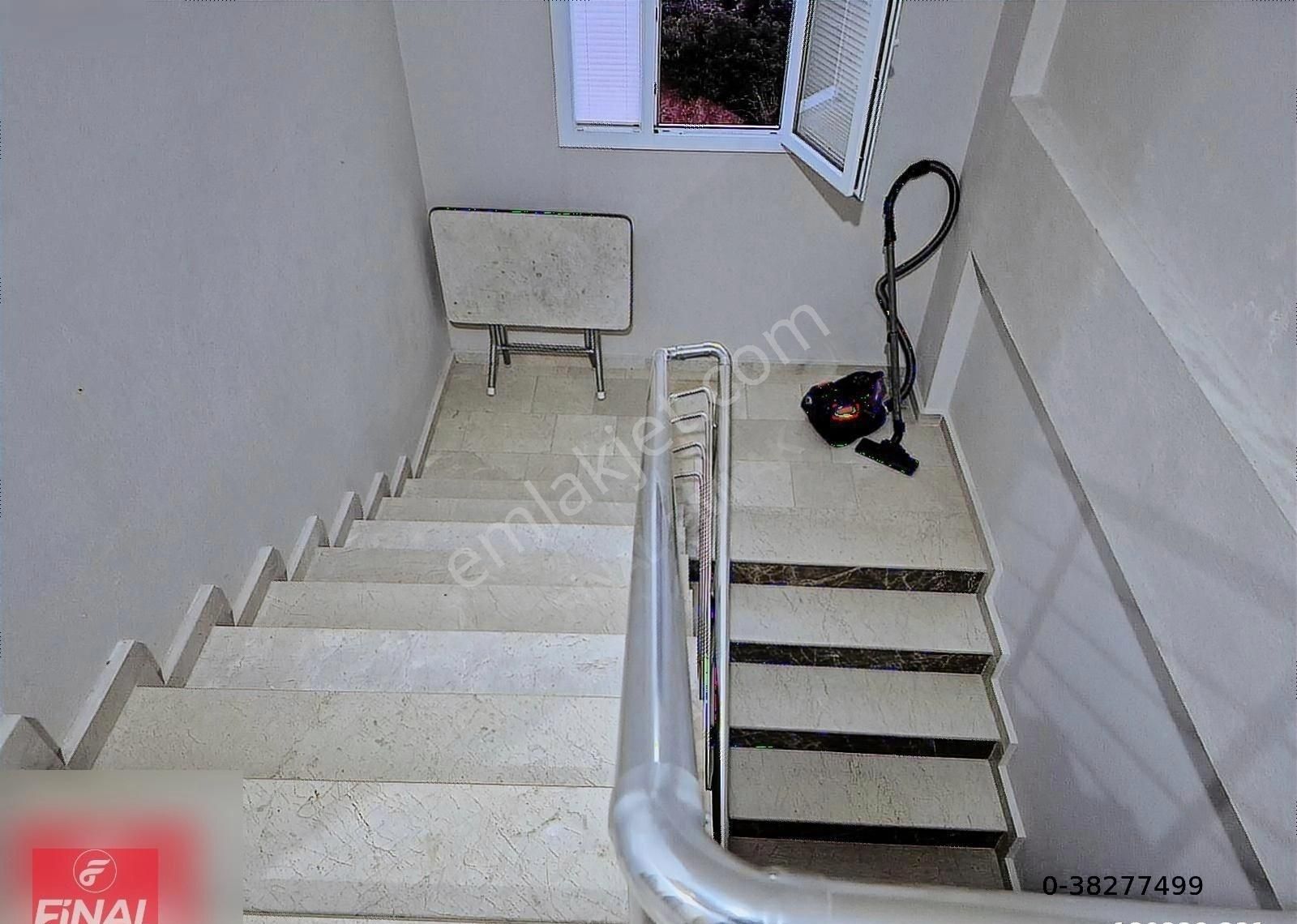 Final Emlaktan Altaylılar Mah.de 6+1,tripleks Villa - Görsel 13