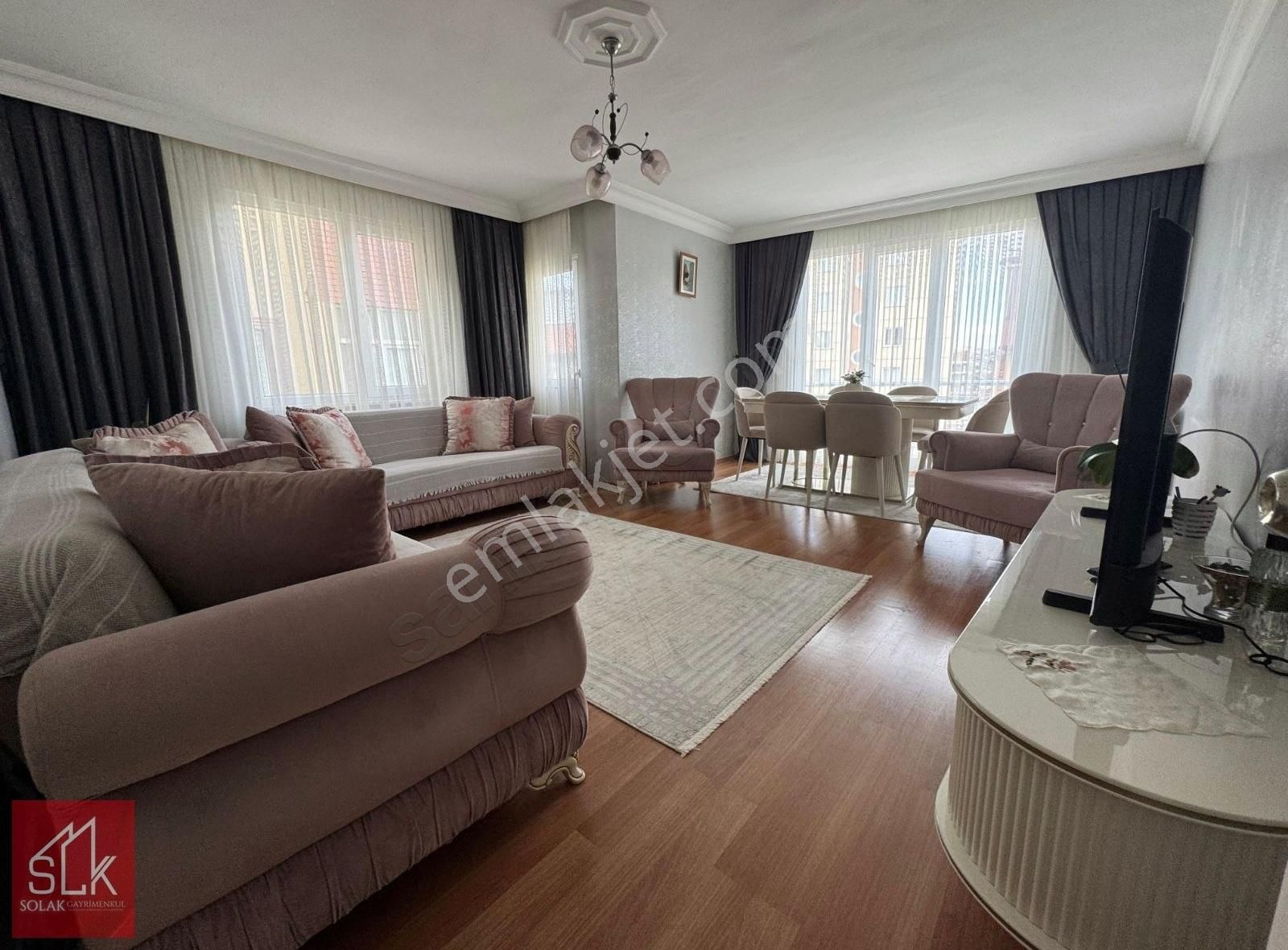 Ferah Ve Kullanışlı 3+1 Daire Velibabada Yatırım Fırsatı