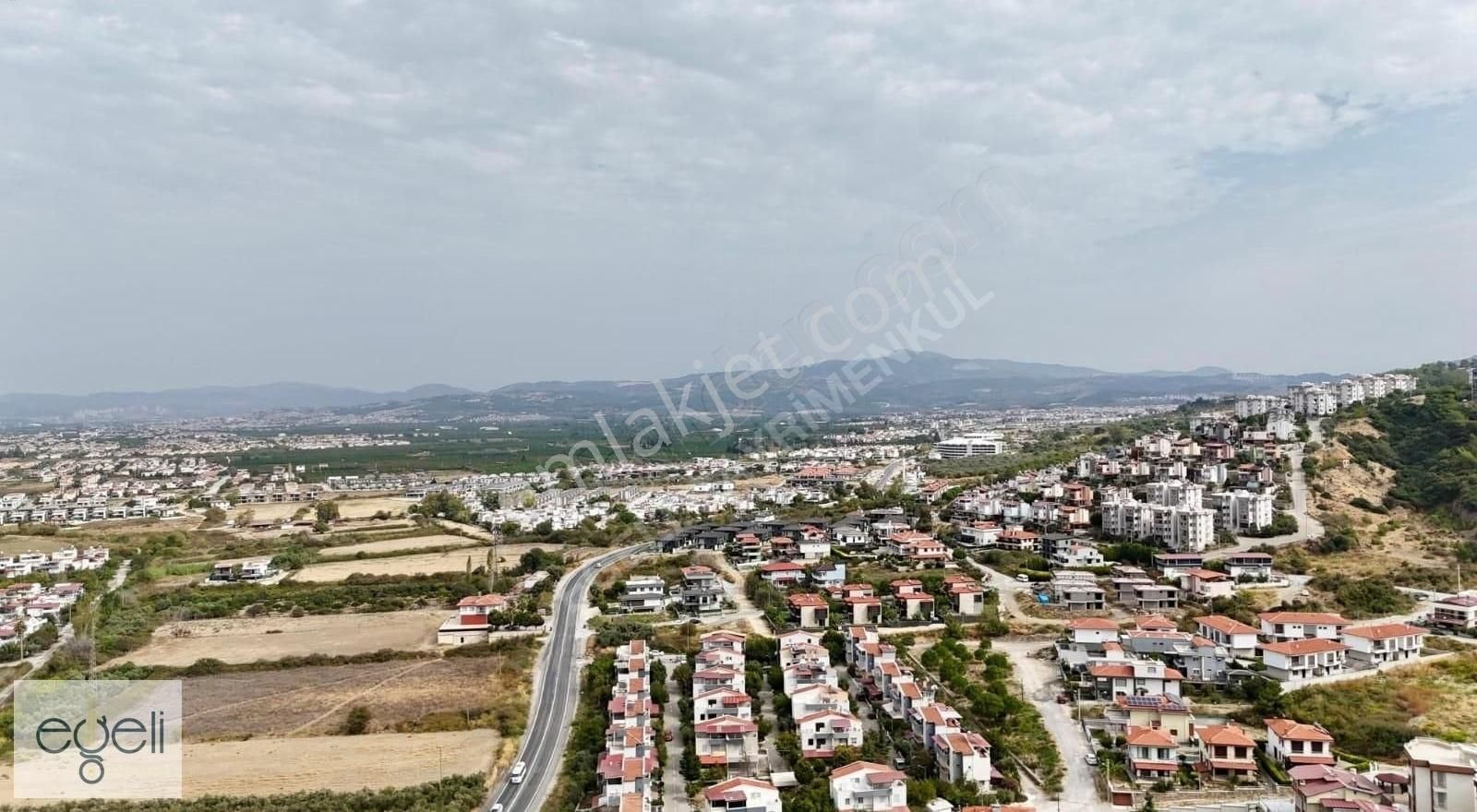 Kuşadası Güzelçamlı Da Tek Müstakil Özel Havuzlu Satılık Villa