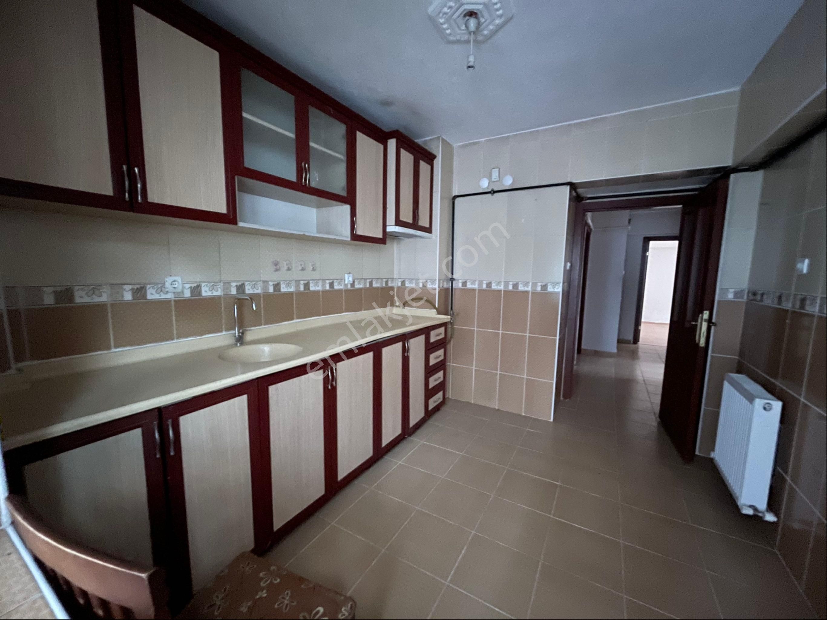 Alsancak Mah 3+1 2. Ara Kat Ön Cephe Hesaplı Daire