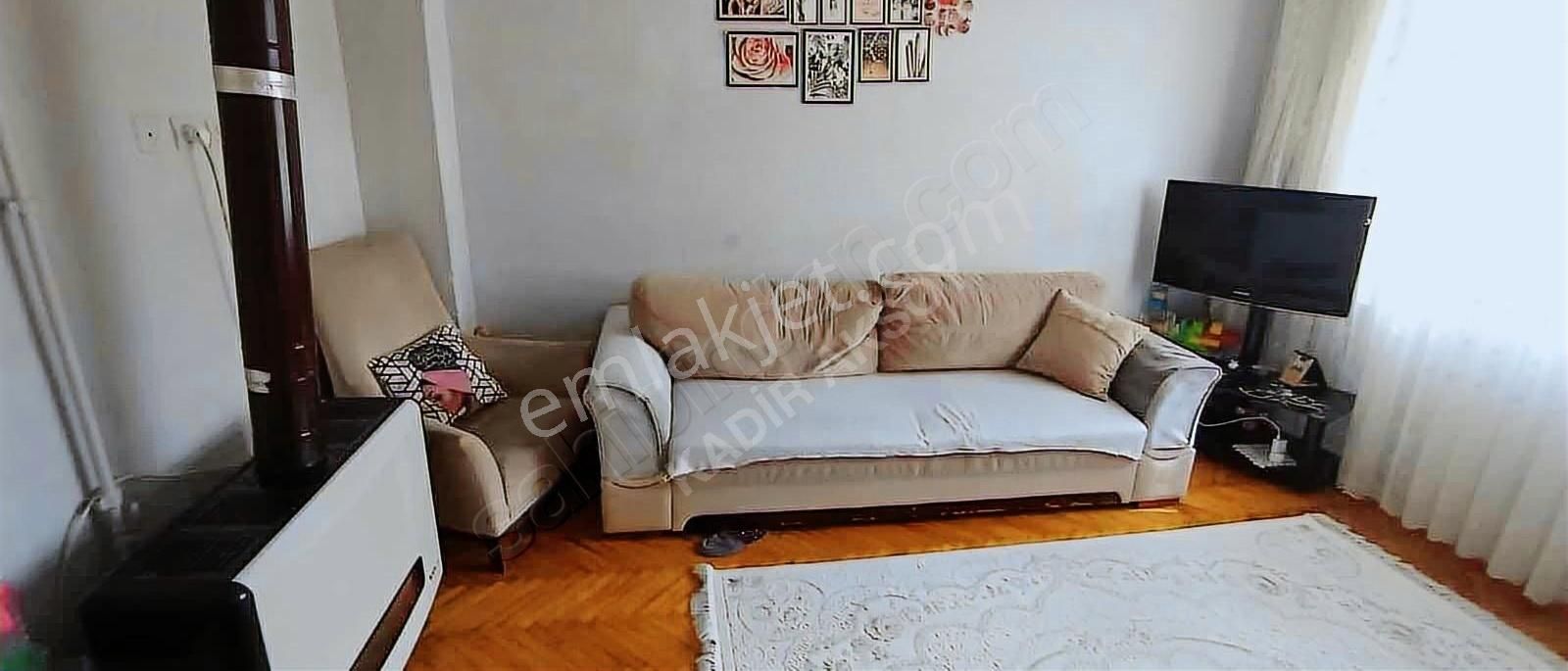 Kadir Aksoy Gayrimenkulden 1+1 Fırsat Daire