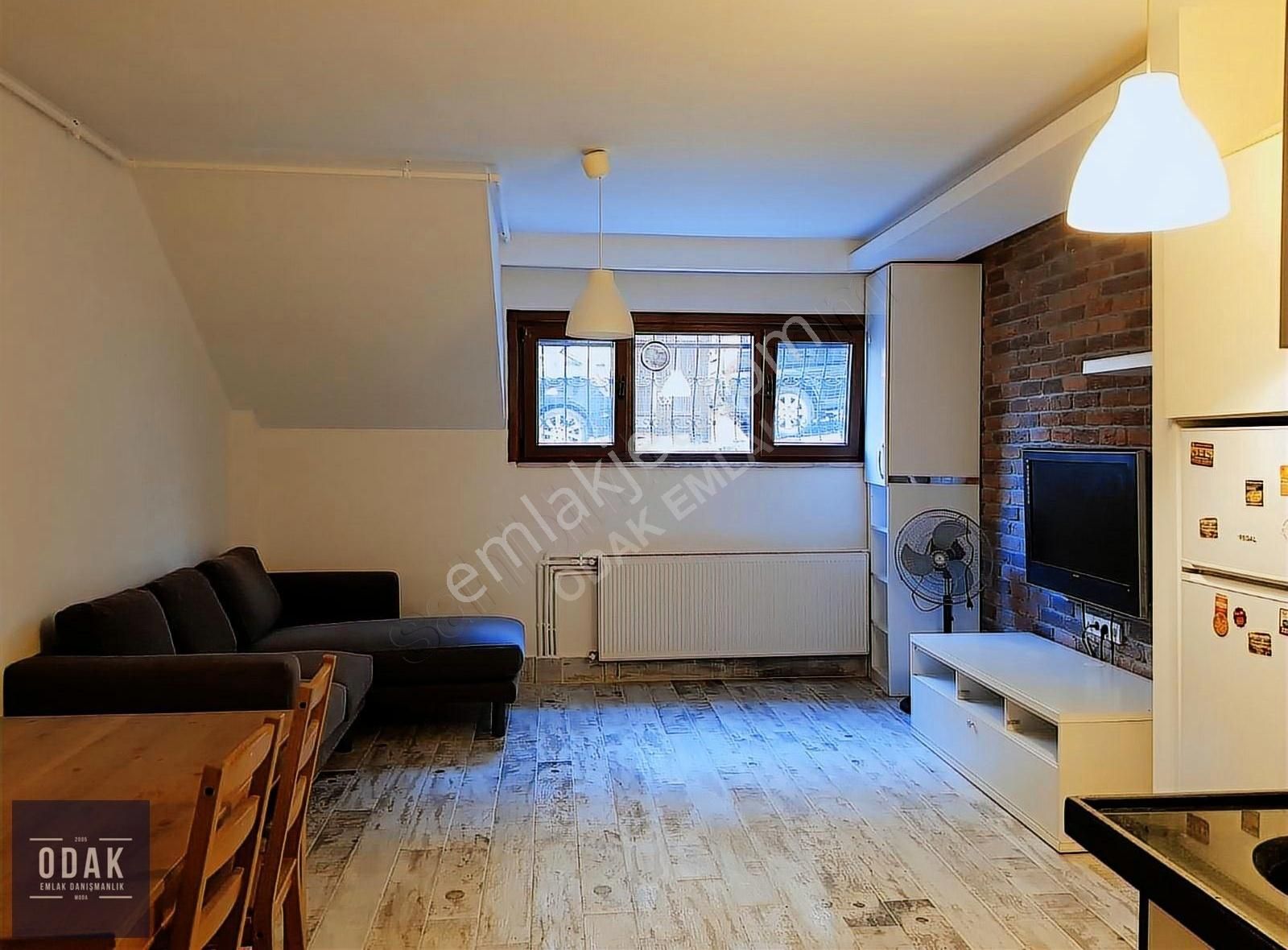 Gümüşsuyu Ülker Sokakta Kiralık 1+1 Daire