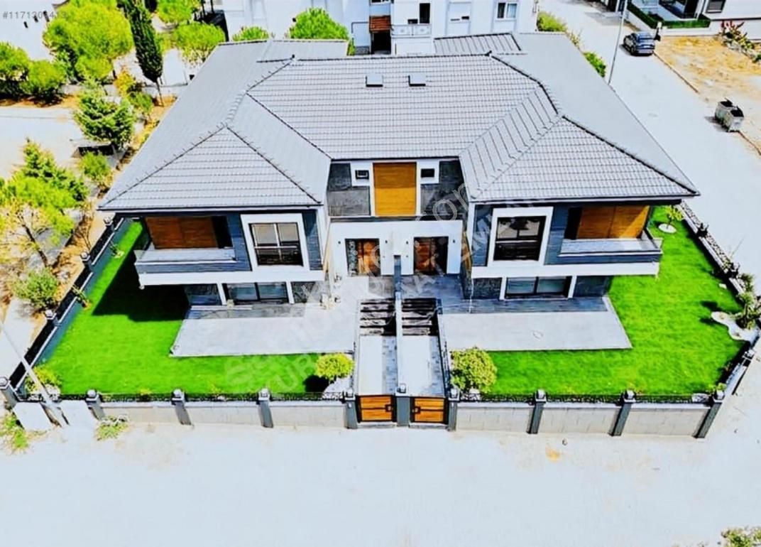 İzmir Seferihisar Da Ultra Lükx Satılık 3+1 Villa