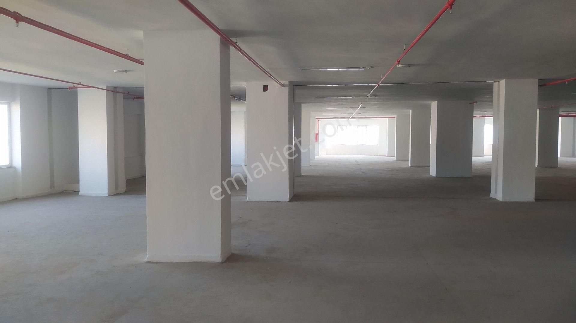 Halkalı Merkez Kiralık İmalathene Ofis - Görsel 9