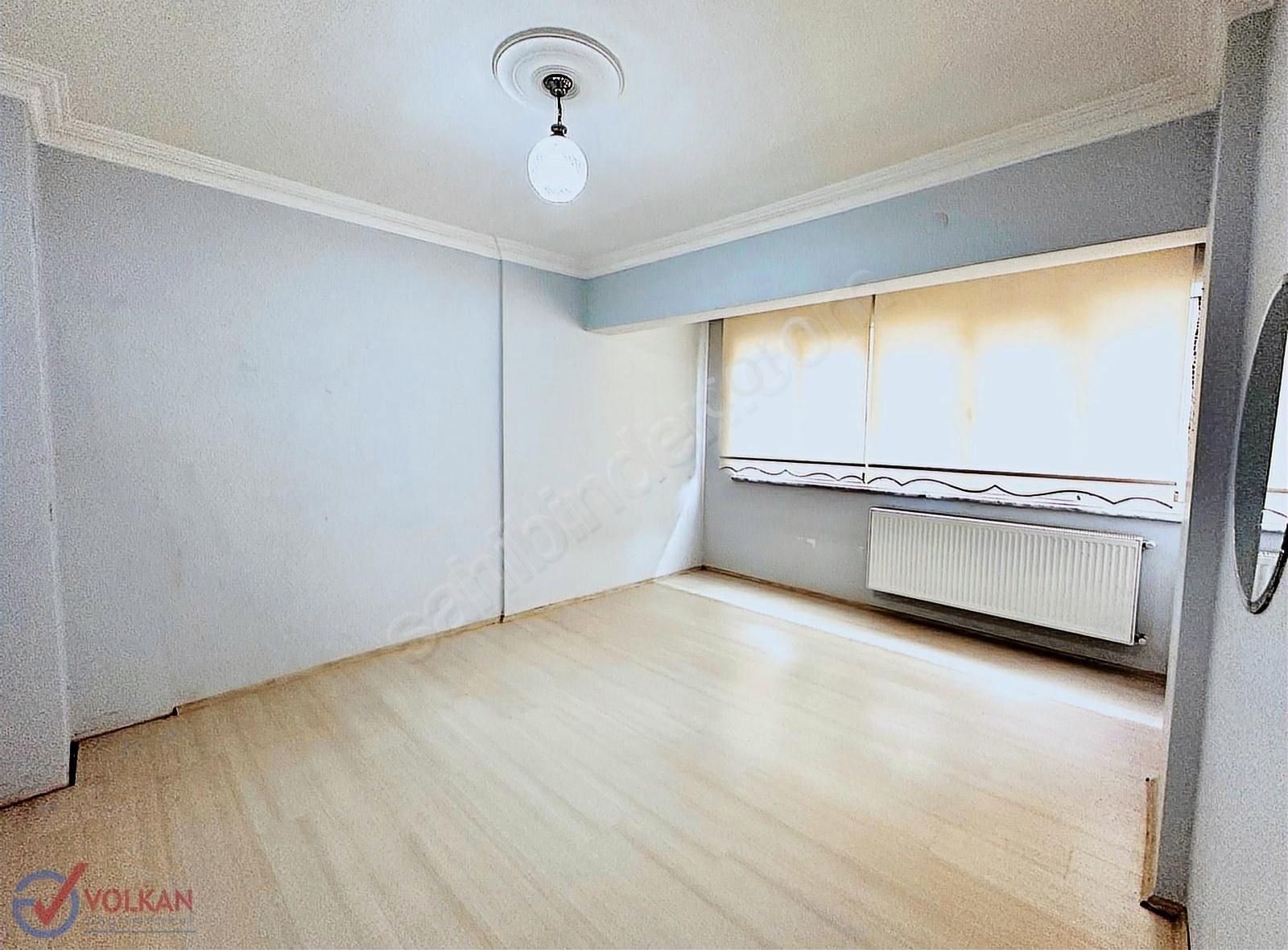 Fırsat Arakat Daire Ulus Caddesi 140 M² 2+1 Forum Çamlık Yanında