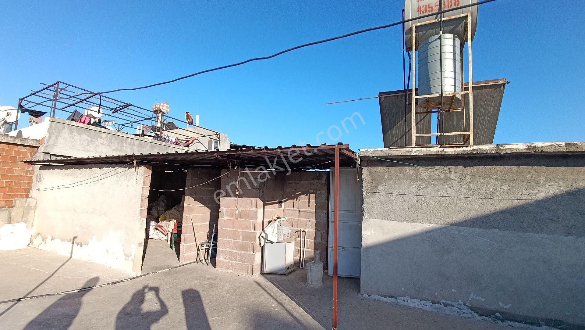 Seyhan Gülbahçe Mah'sinde Satılık Köşe Başı 2katlı Müstakil Ev - Görsel 13