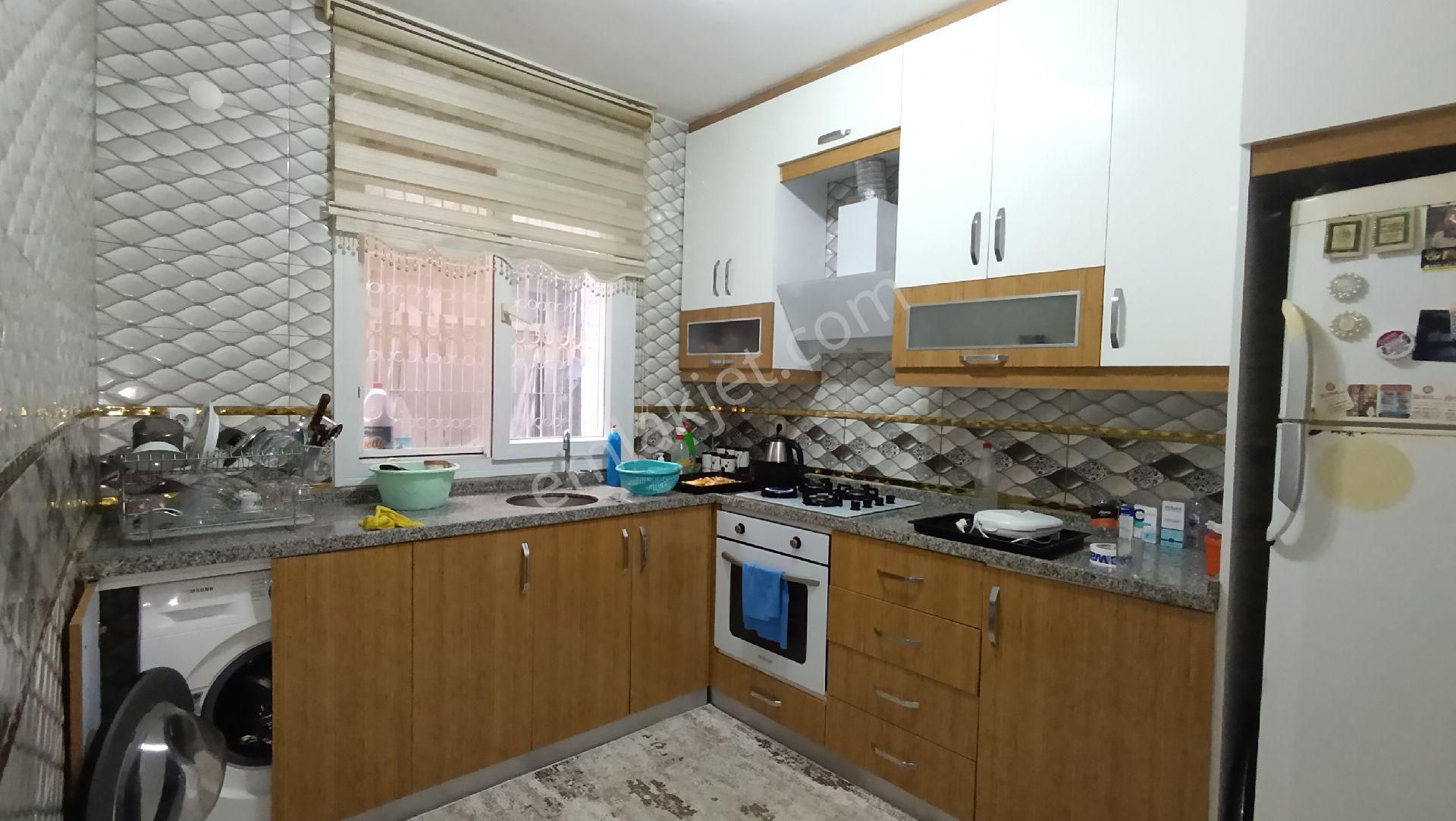 Seyhan Gülbahçe Mah'sinde Satılık Köşe Başı 2katlı Müstakil Ev - Görsel 23