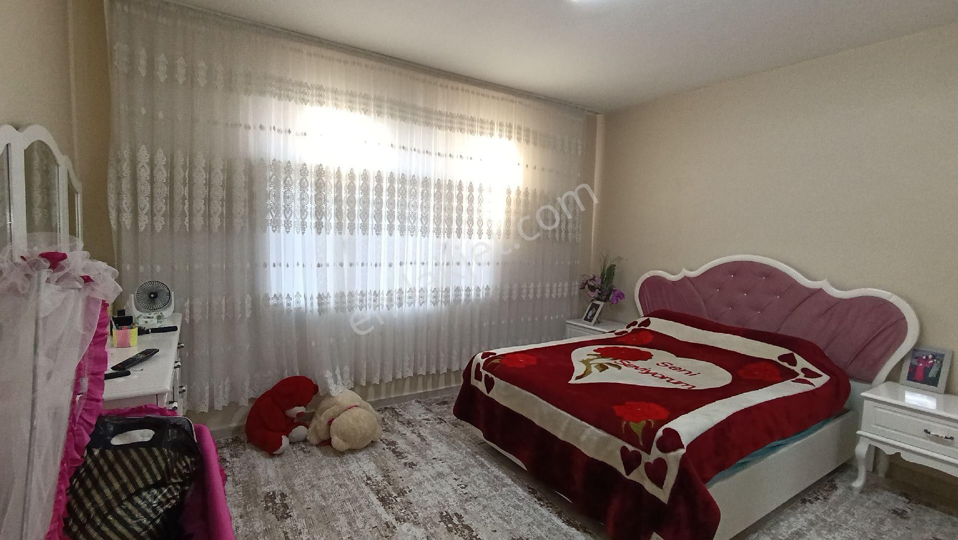 Seyhan Gülbahçe Mah'sinde Satılık Köşe Başı 2katlı Müstakil Ev - Görsel 18