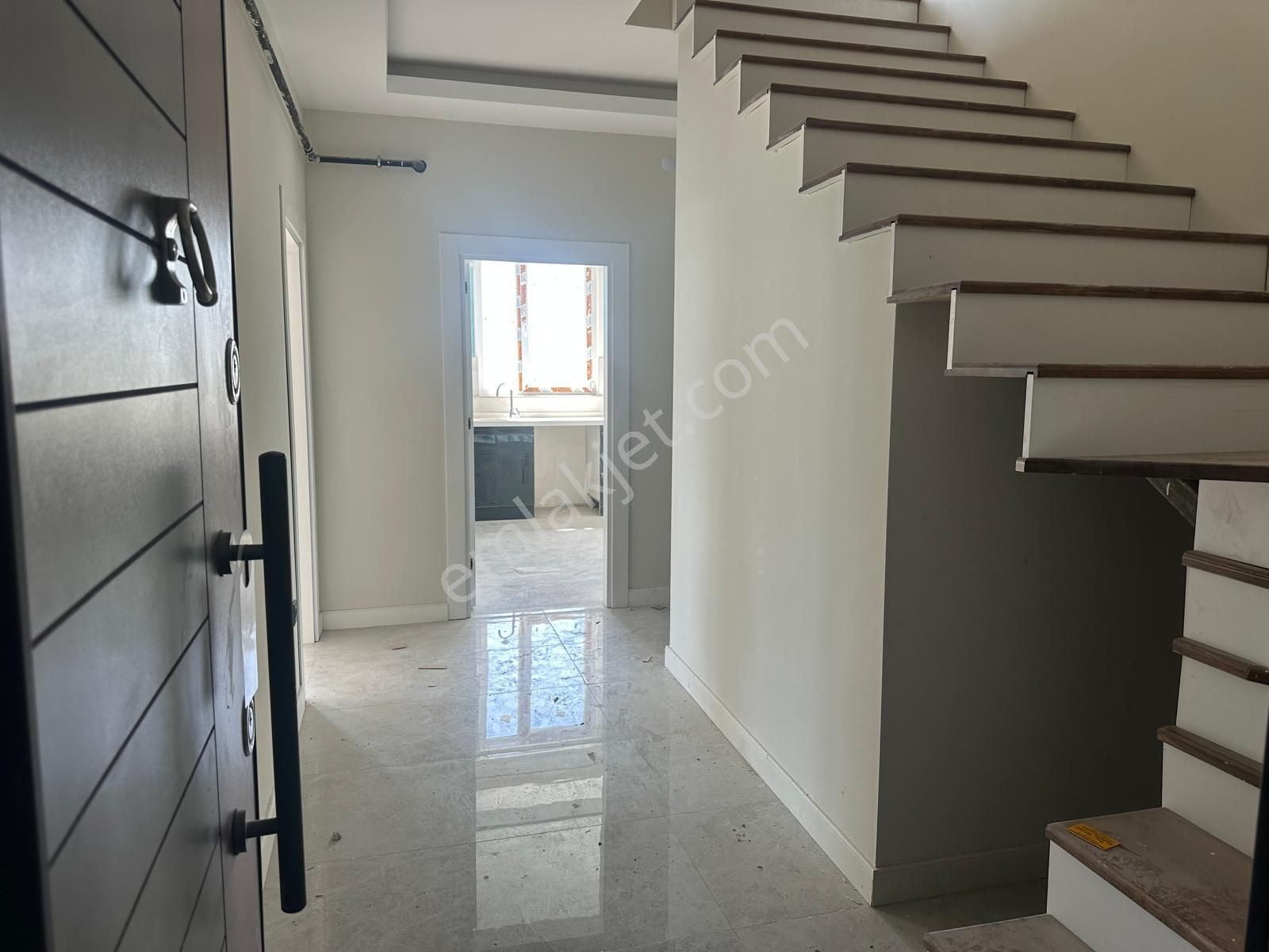 Bursa Nilüfer Kızılcıklı'da 4+1 Dubleks Daire