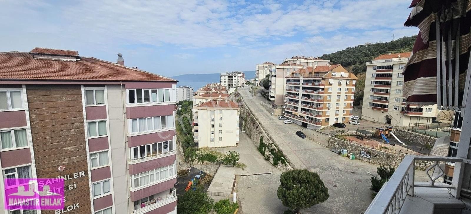 Manastır Emlak'tan Deniz Manz. Satılık Daire 3.750.000 Tl
