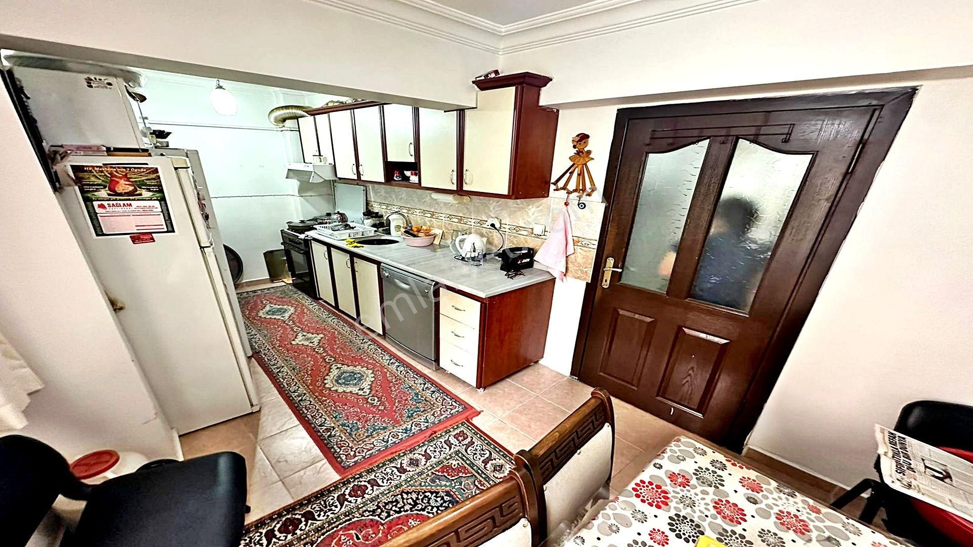 İncirli Refik Saydam Caddesi 3+1 Yüksek Giriş Bağımsız Masrafsız