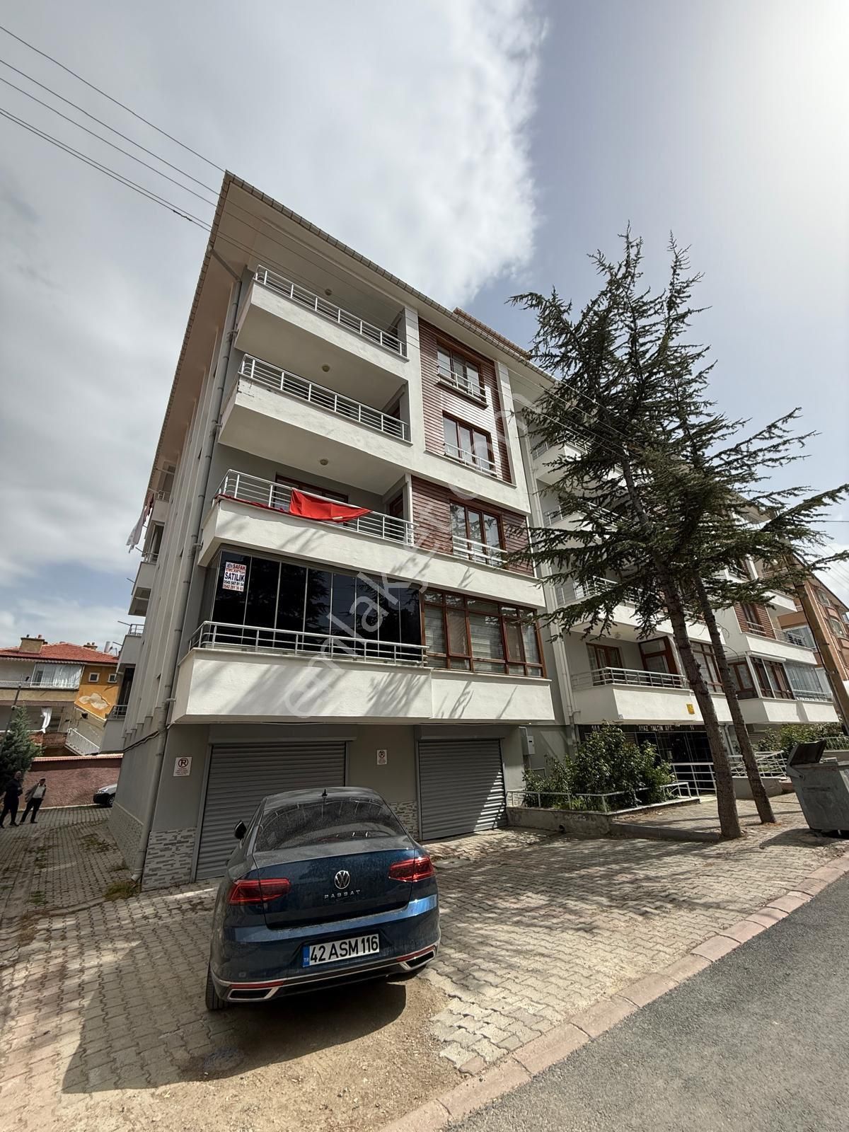 Yüksel Emlaktan Altunkalem Mahallesinde Lüxxx Satılık Daire Kaçmazzz