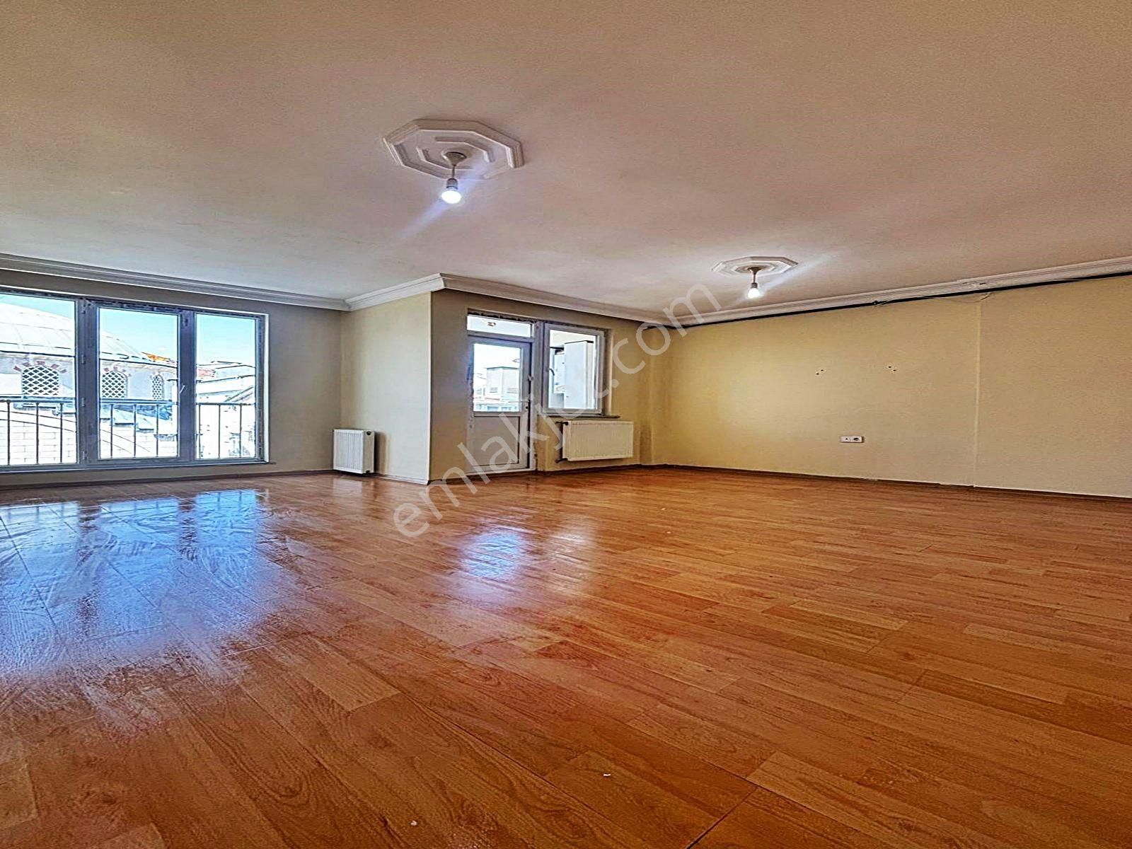 Cadde34 Yapıdan Yunus Emre Mahallesinde 280m2 4+2 Devasa Dubleks