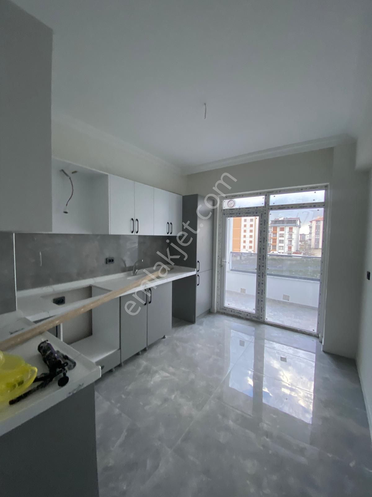 Mimsinde Alternatif Kat Ve Cepheli Meskenli Satılık Daireler - Görsel 3