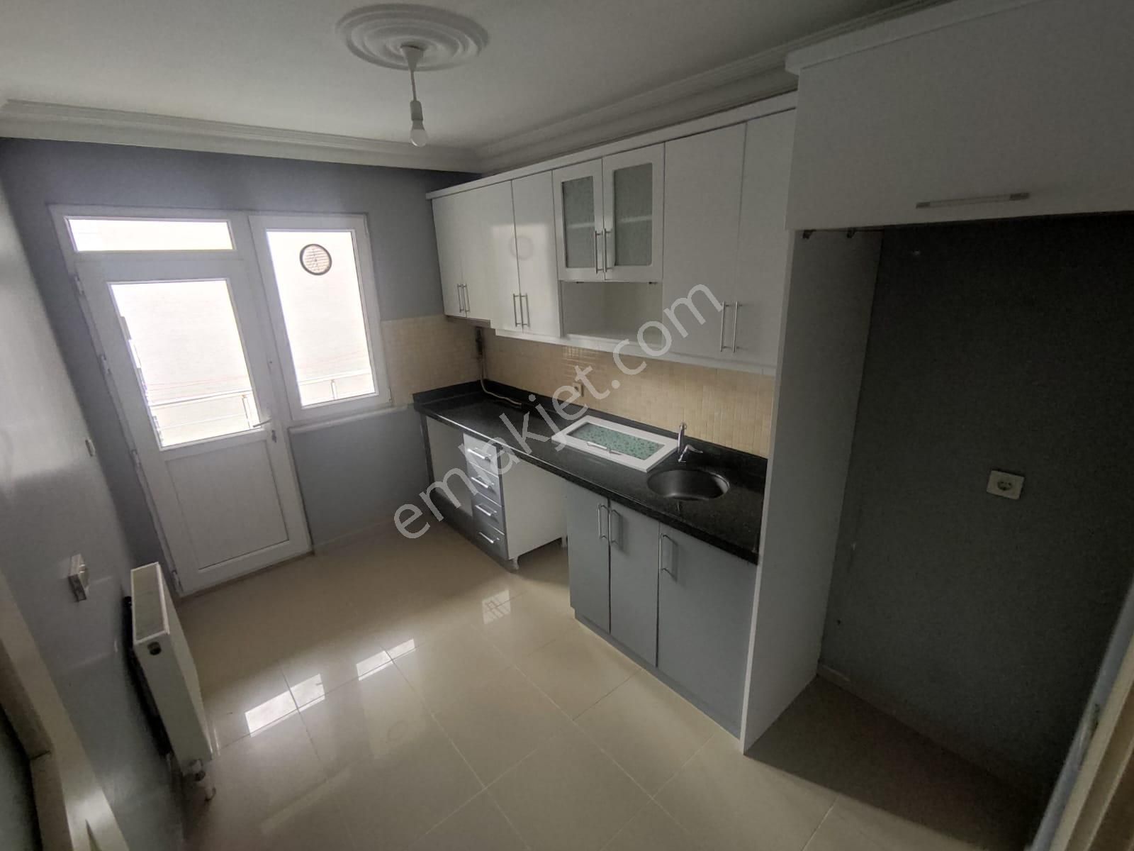 Mertcan Dan Vatansever Cad 3+1 İskanlı - Kredi Limitsiz