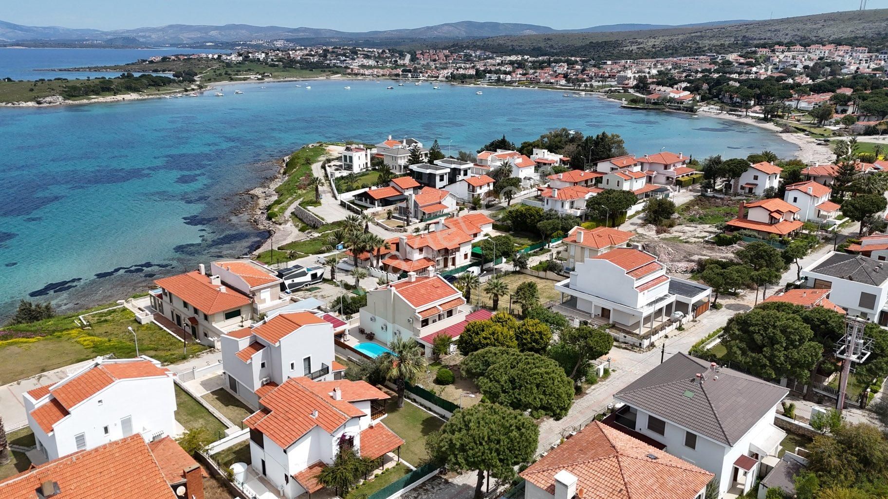 Çeşme Şifne’de Deniz Manzaralı Müstakil Havuzlu Satılık Villa - Görsel 4