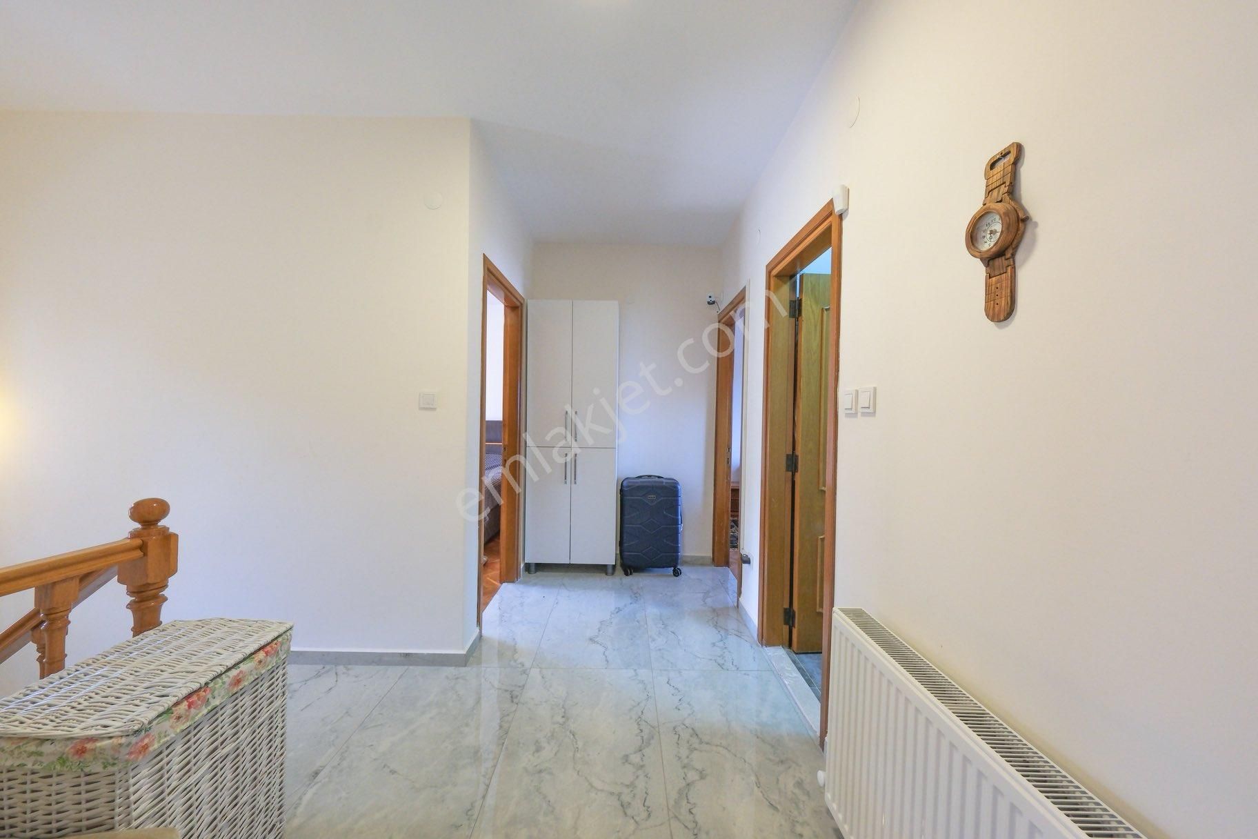 Çeşme Şifne’de Deniz Manzaralı Müstakil Havuzlu Satılık Villa - Görsel 21