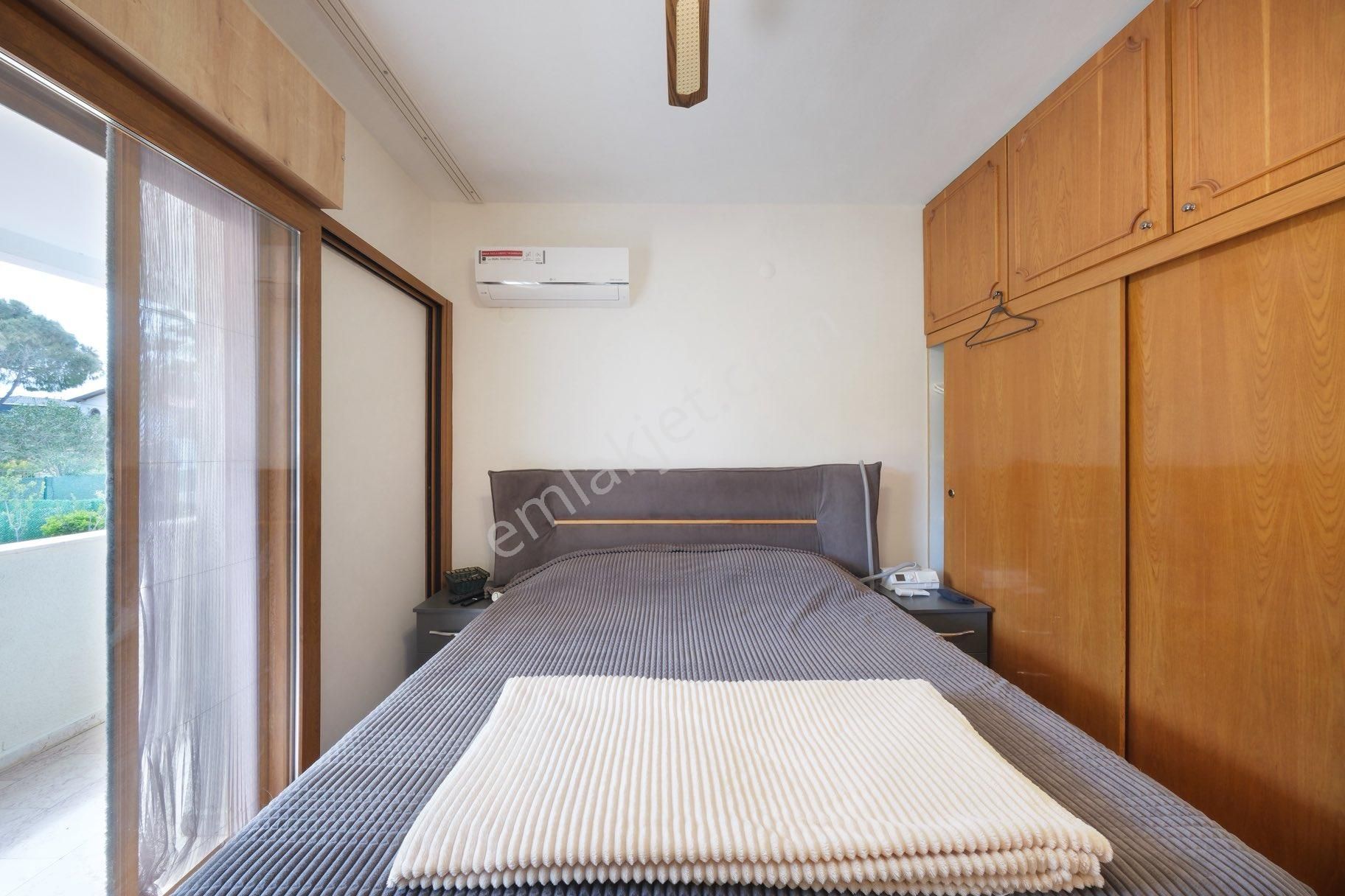 Çeşme Şifne’de Deniz Manzaralı Müstakil Havuzlu Satılık Villa - Görsel 25