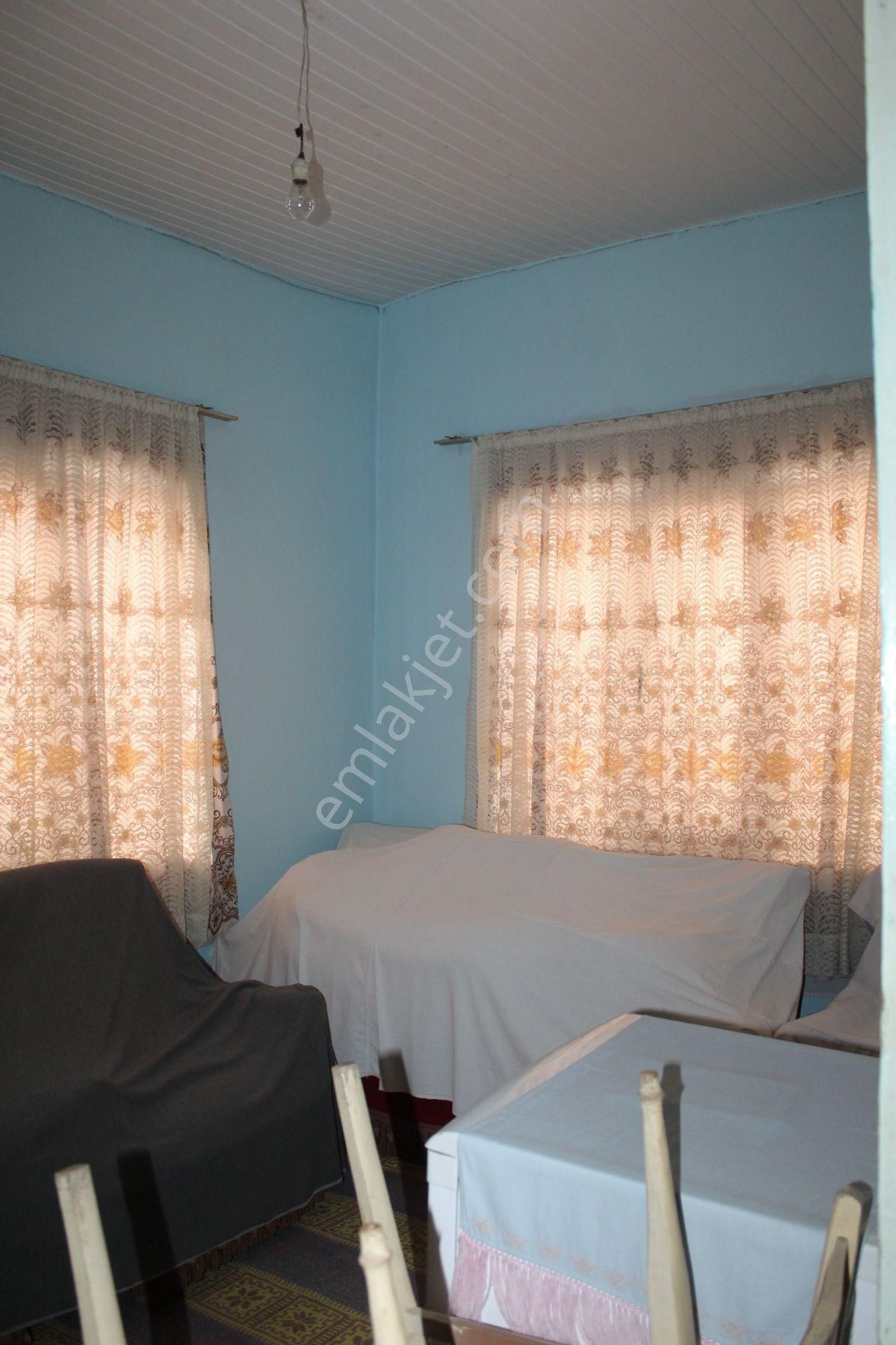 Premar Ayvada'dan Ayvalık Merkez'de 2 Katlı Avlulu 2+1 Taş Rum Evi - Görsel 21