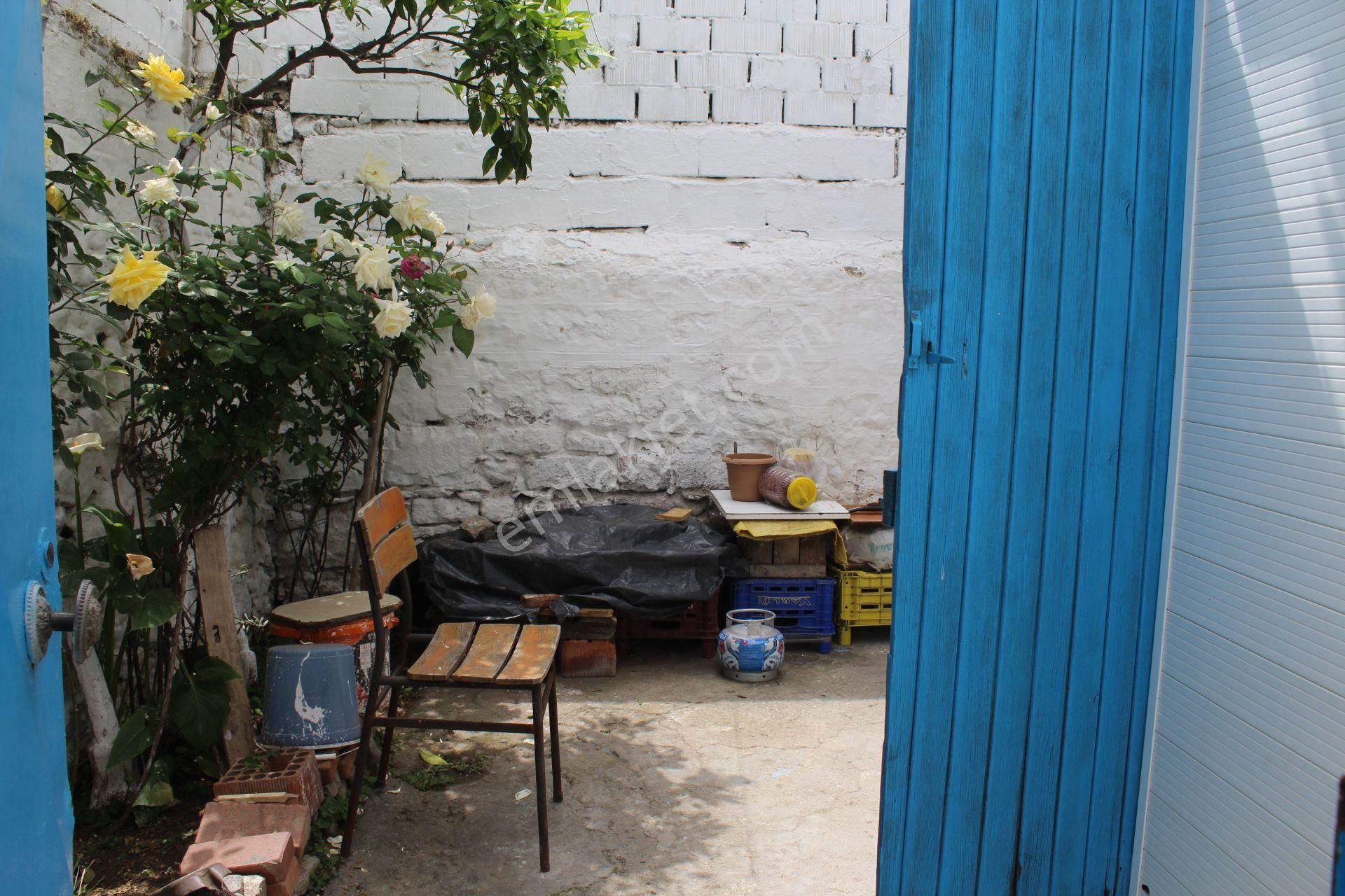 Premar Ayvada'dan Ayvalık Merkez'de 2 Katlı Avlulu 2+1 Taş Rum Evi - Görsel 5